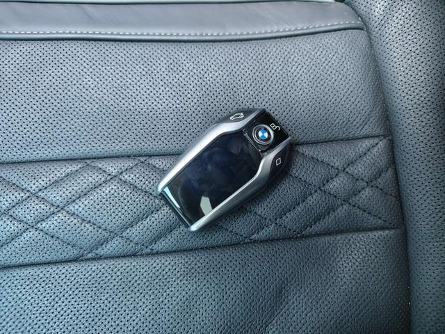 BMW 5 серии 2019 thumb 9