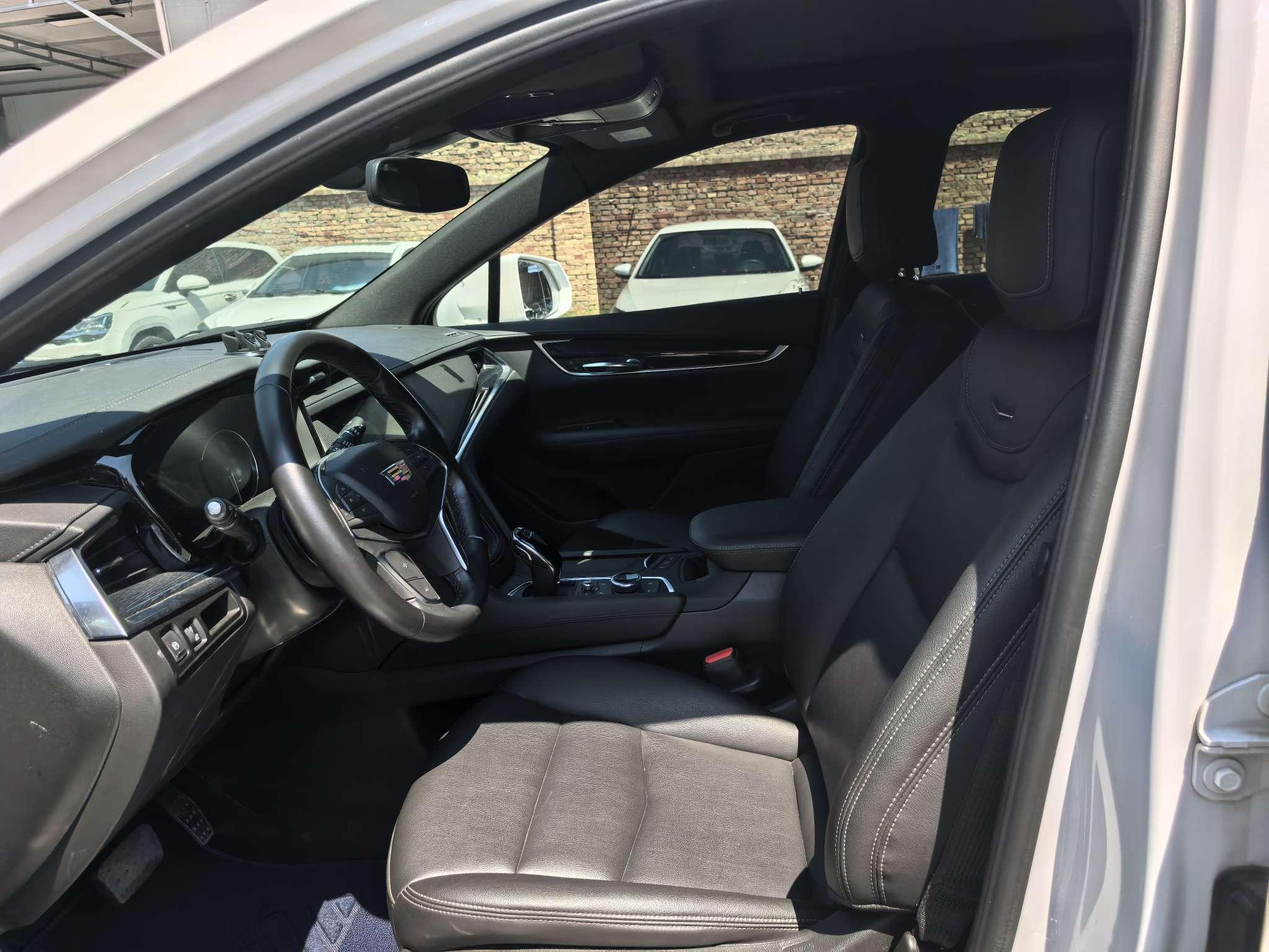 Cadillac XT5 2023 thumb 10