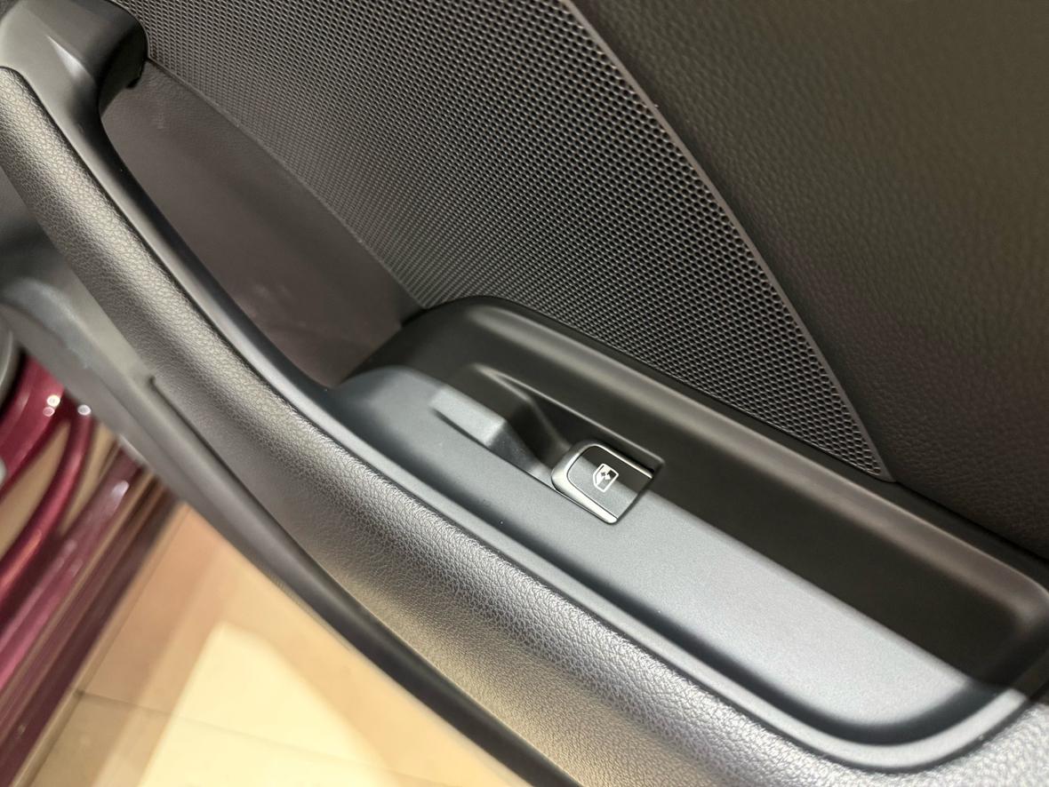 Audi A3 2019 thumb 5