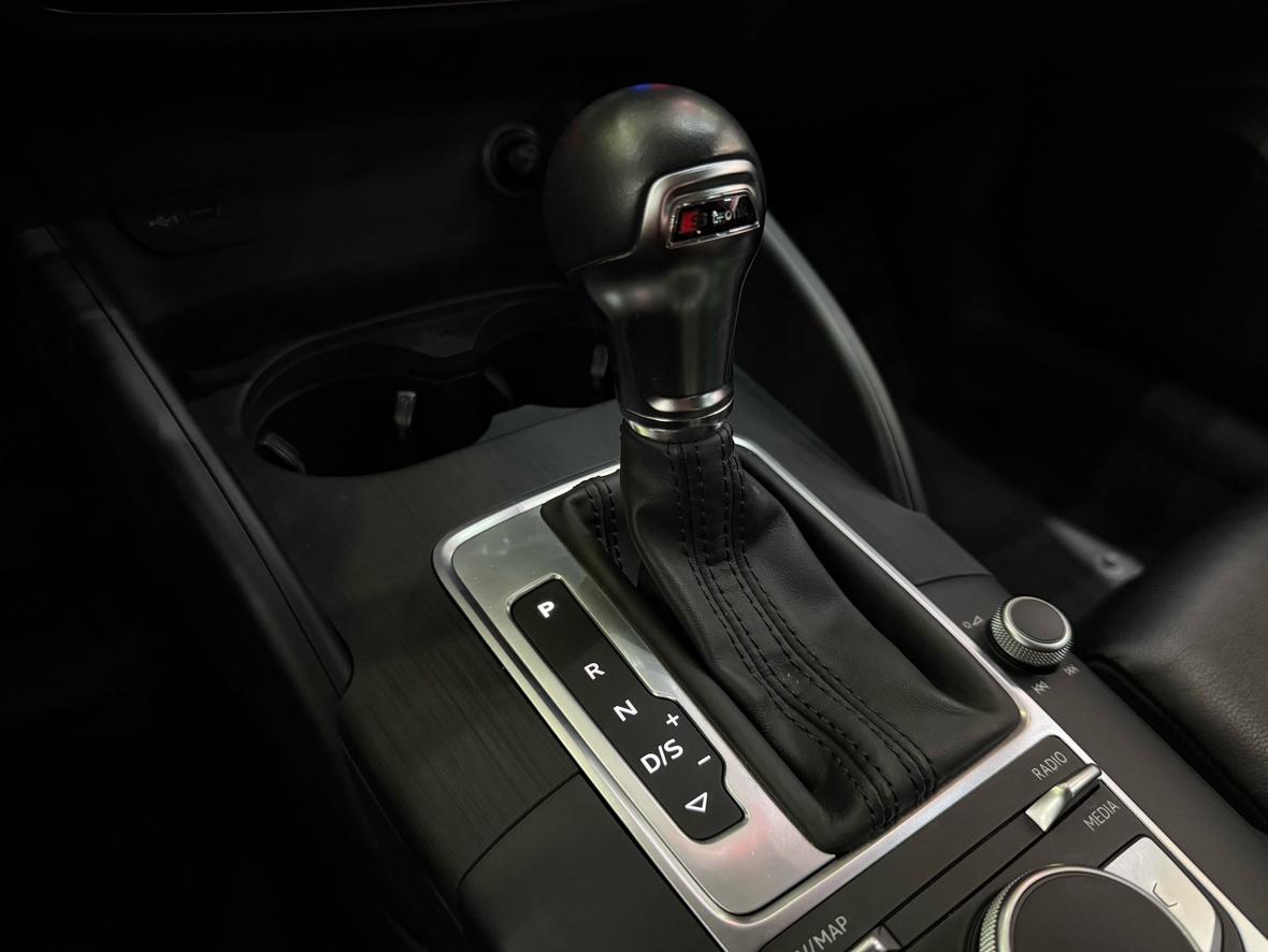 Audi A3 2019 thumb 11