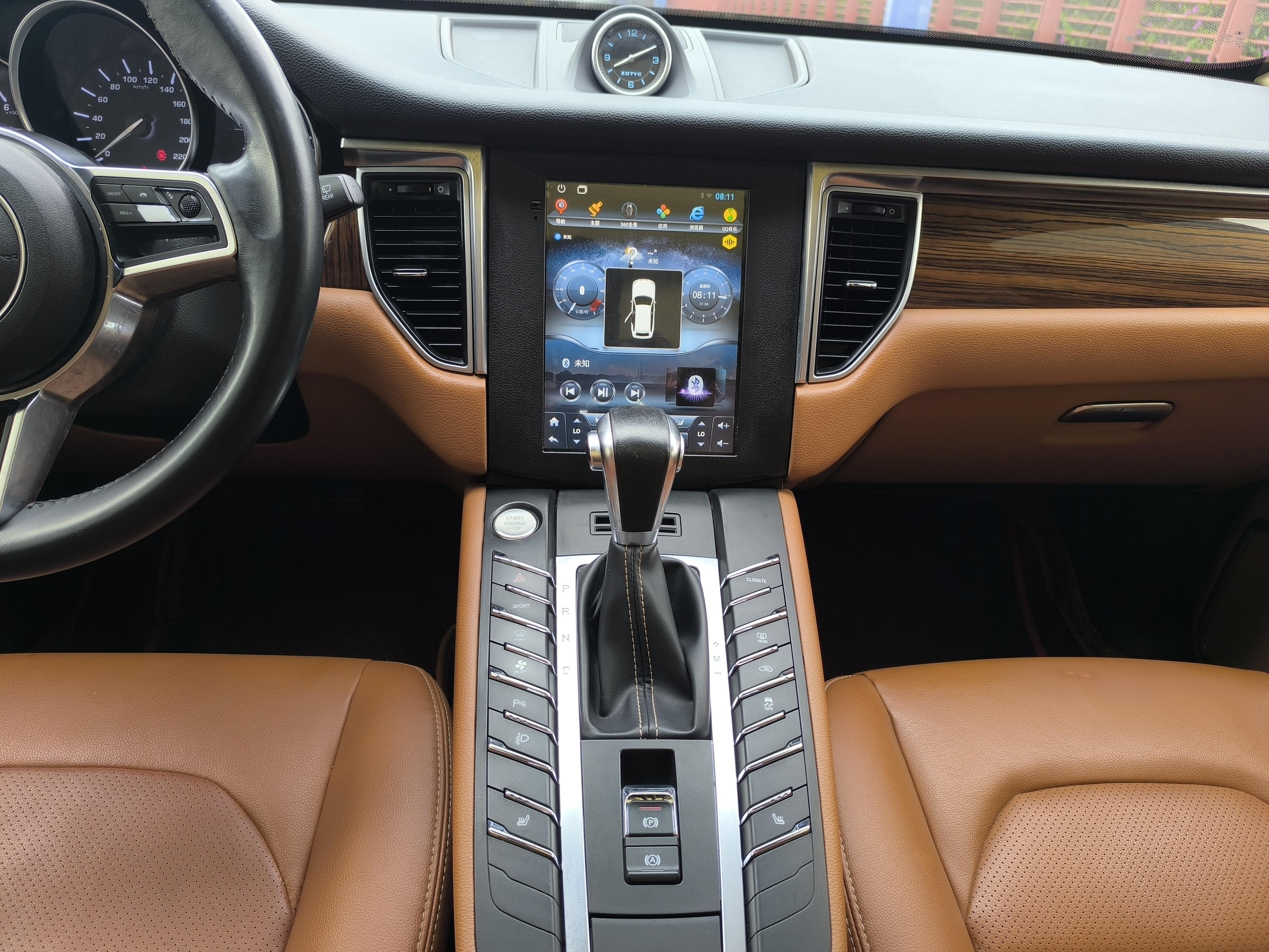 Zotye SR9 2017 thumb 9