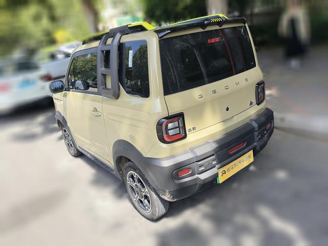 Geely Galaxy Xiong Mao 2025 thumb 2