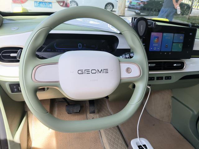 Geely Galaxy Xiong Mao 2025 thumb 5