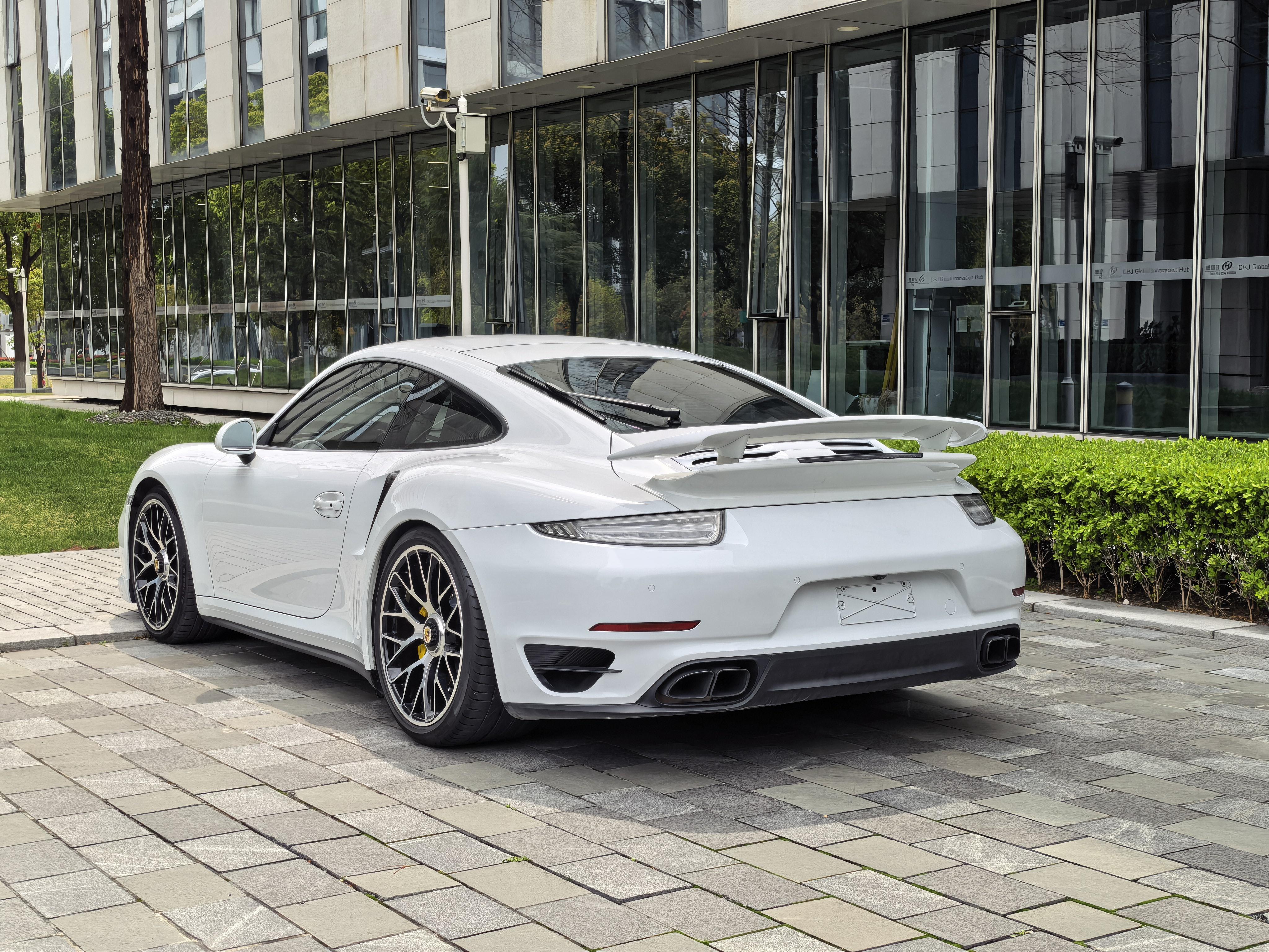 Porsche 911 2014 thumb 3