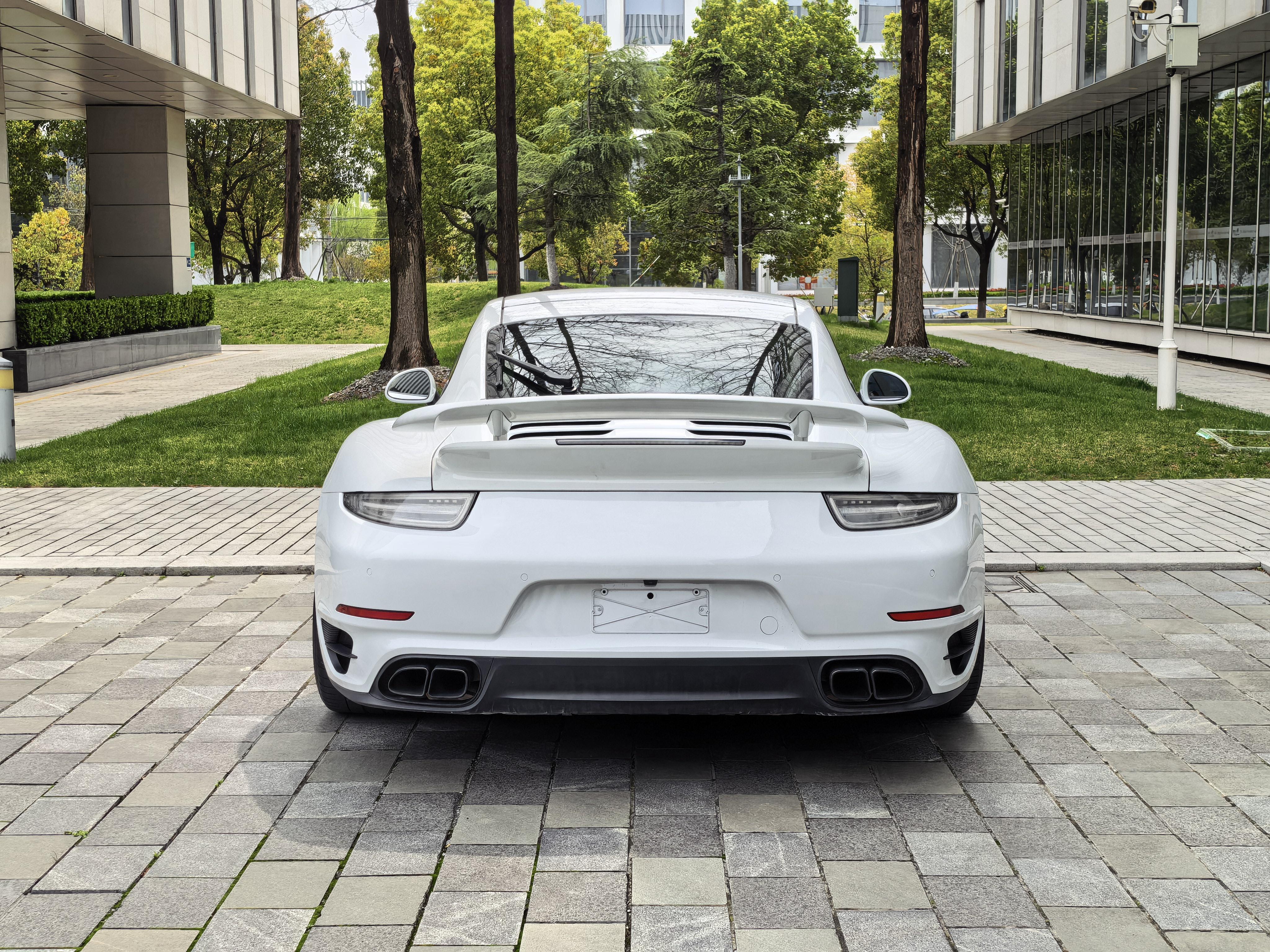 Porsche 911 2014 thumb 4