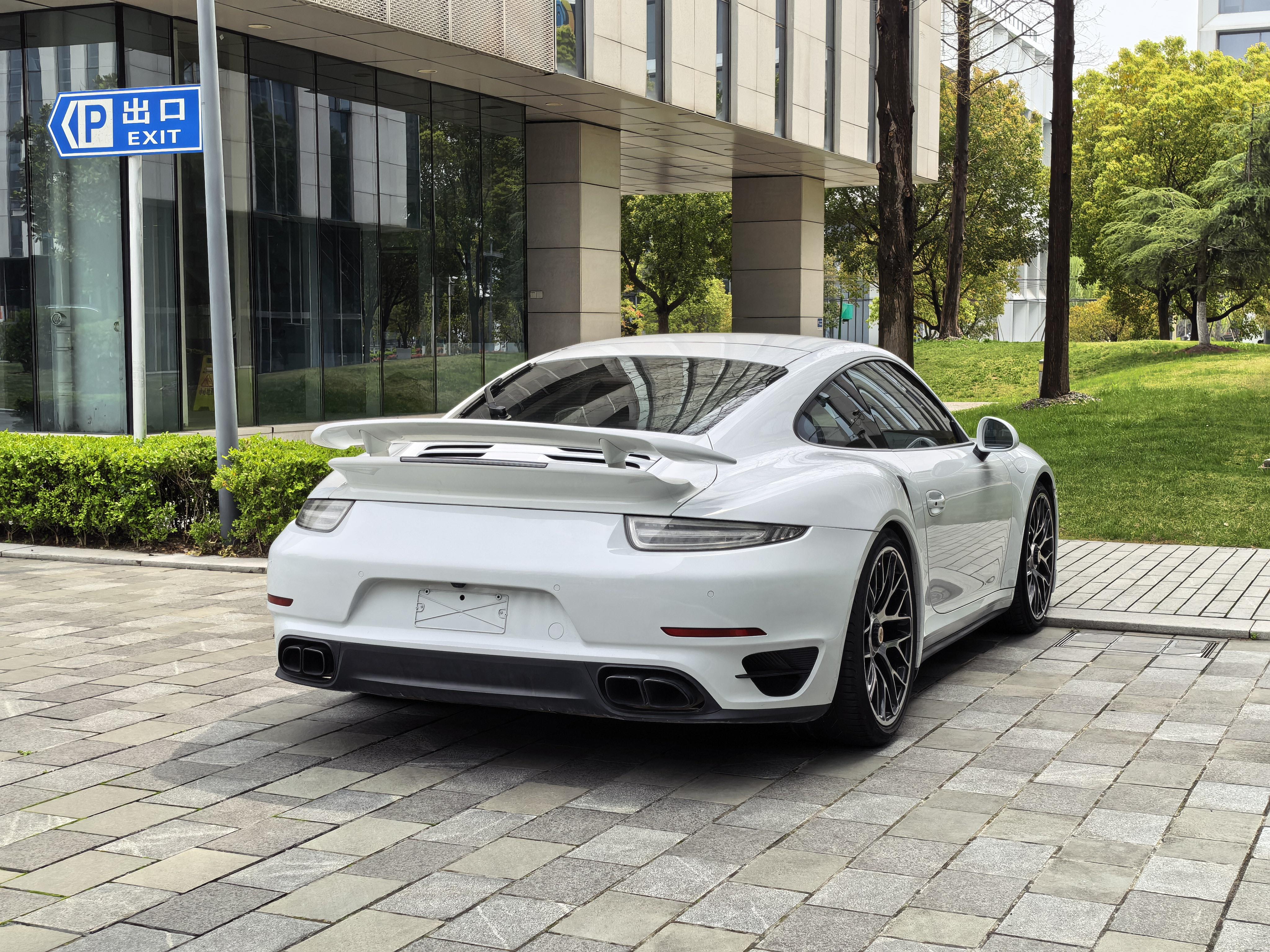 Porsche 911 2014 thumb 5