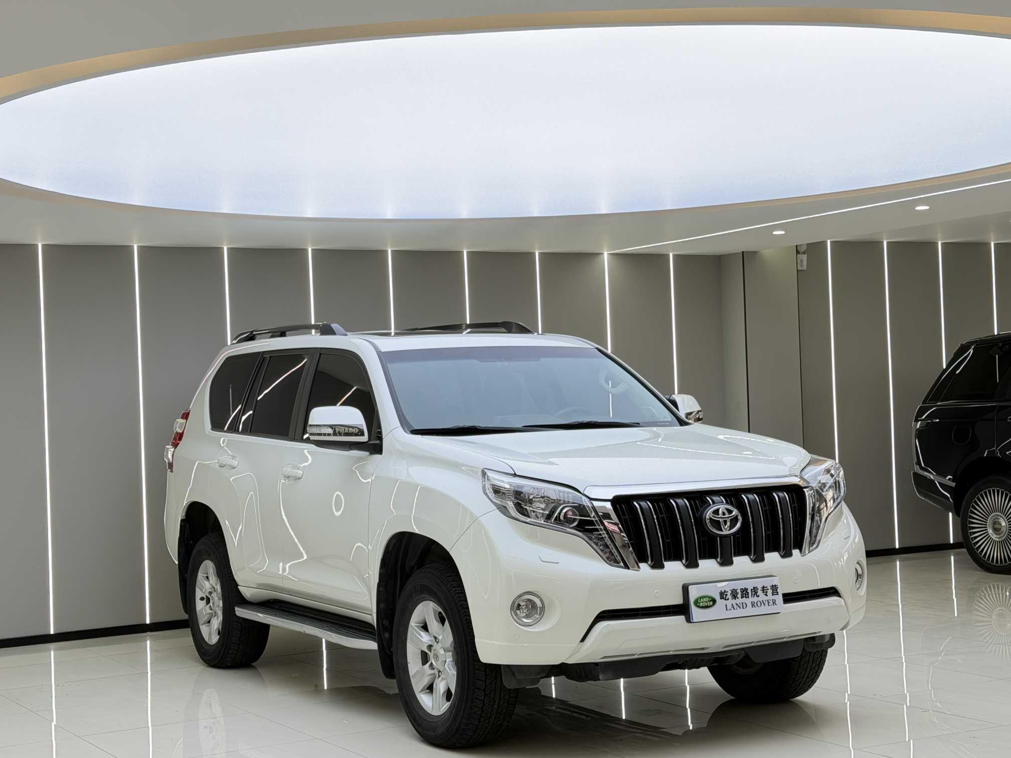 Toyota Land Cruiser Prado 2016 thumb 10