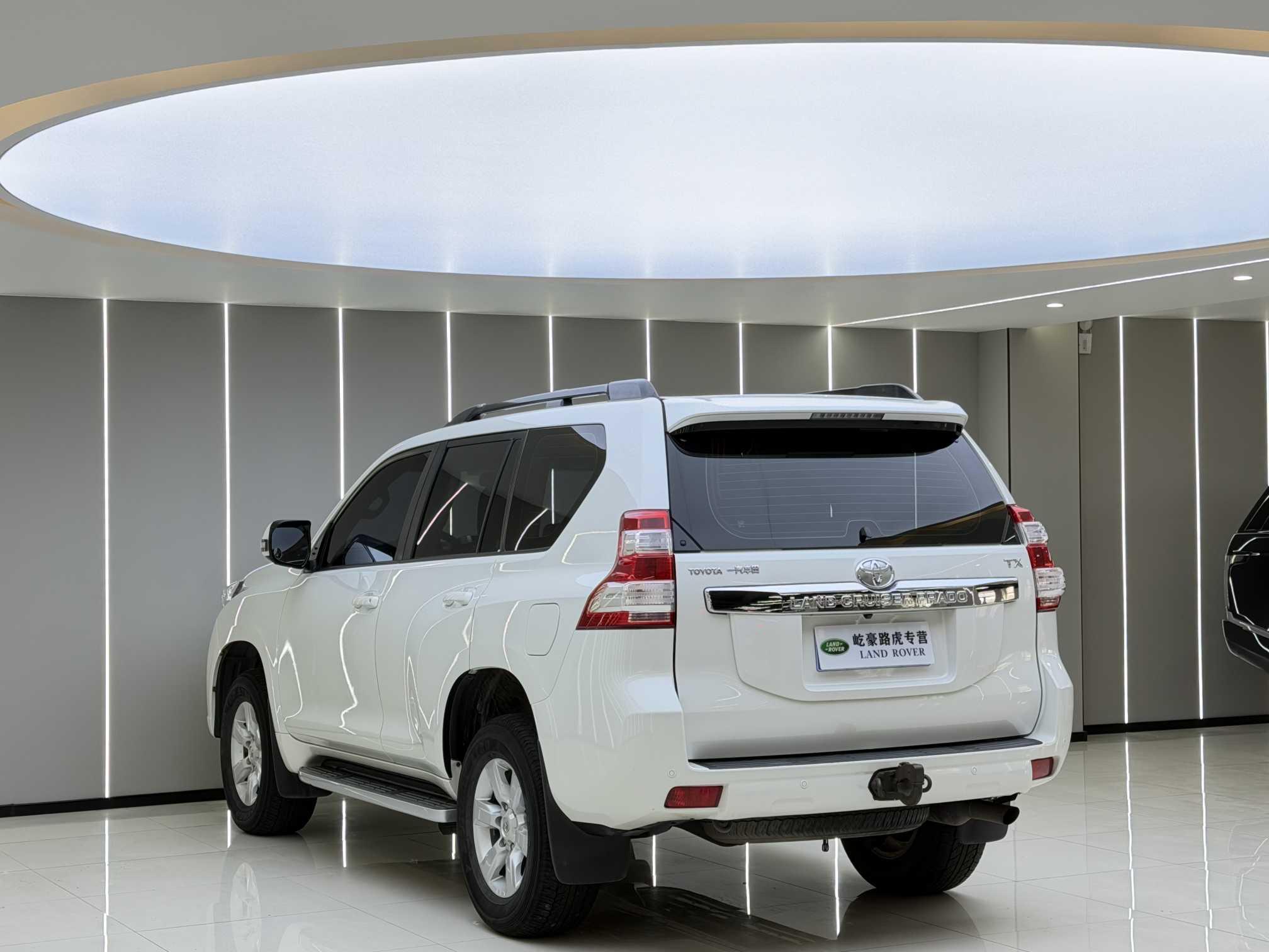 Toyota Land Cruiser Prado 2016 thumb 11