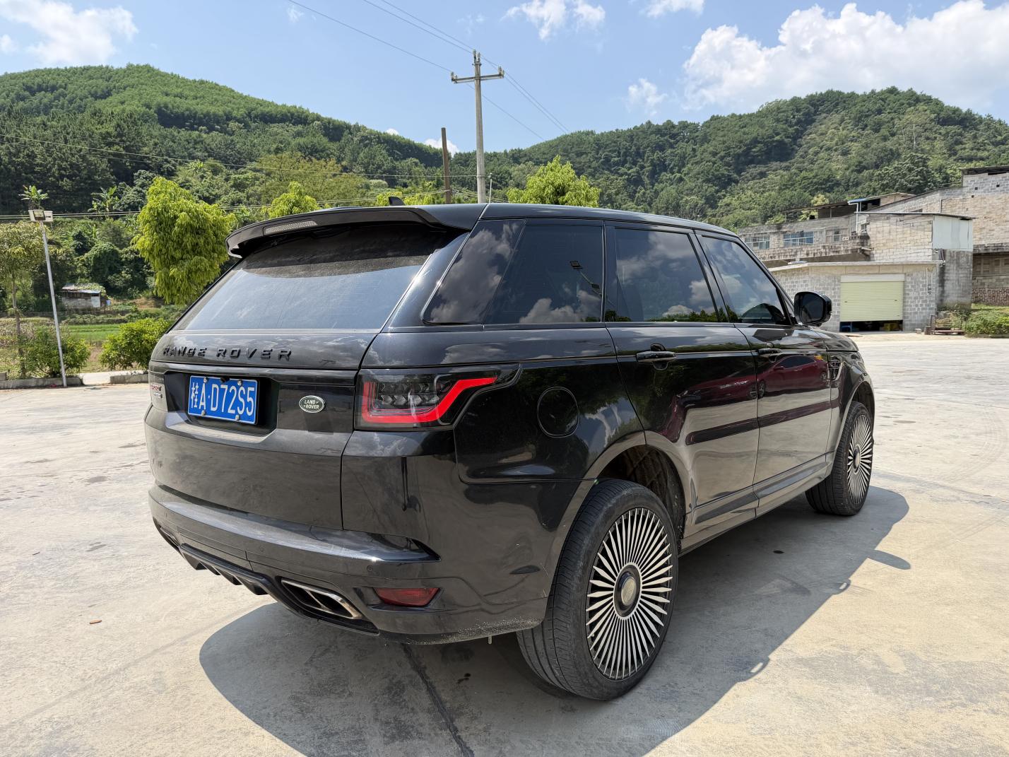 Land Rover Range Rover Sport 2017 thumb 4