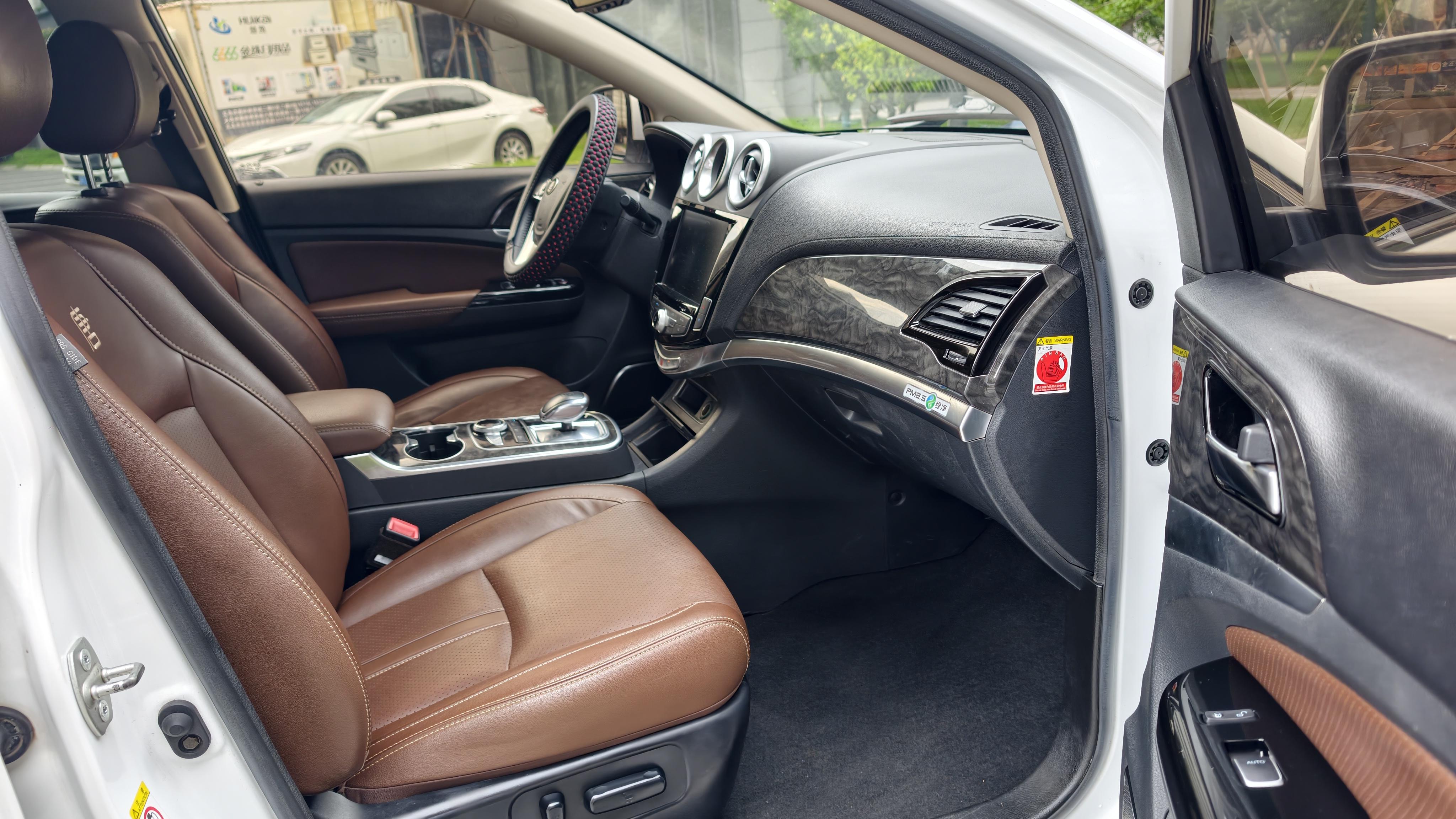 BYD Tang 2015 thumb 7
