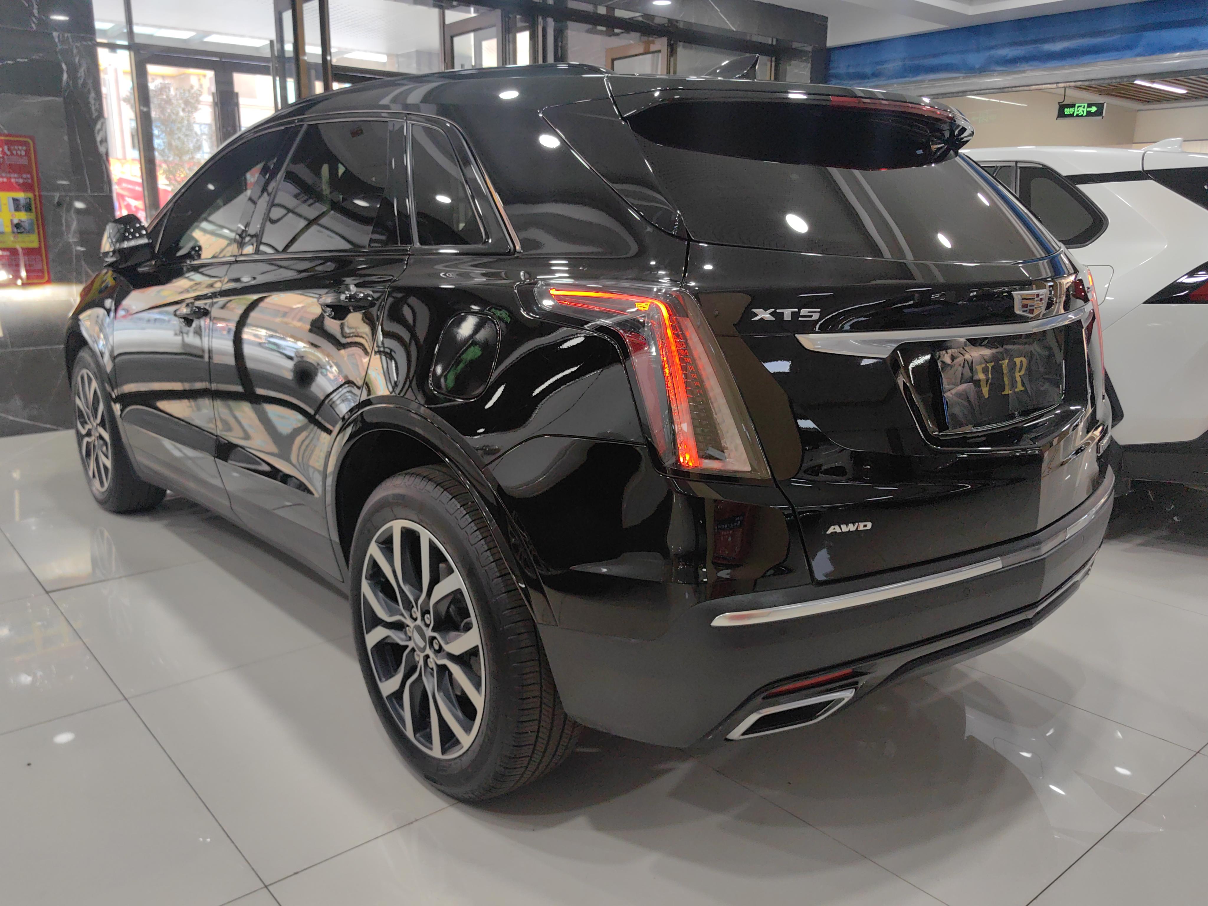 Cadillac XT5 2022 thumb 2