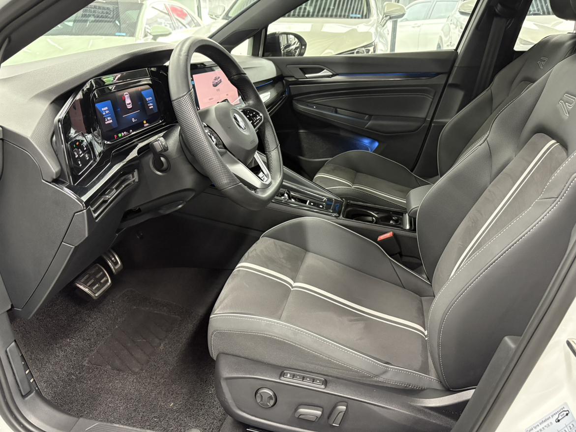 Volkswagen Golf Sportsvan 2023 thumb 11