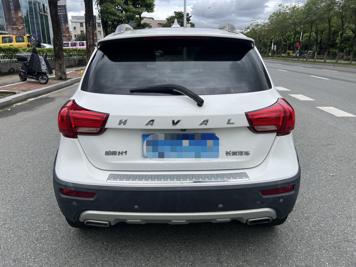 Haval H1 2016 thumb 3
