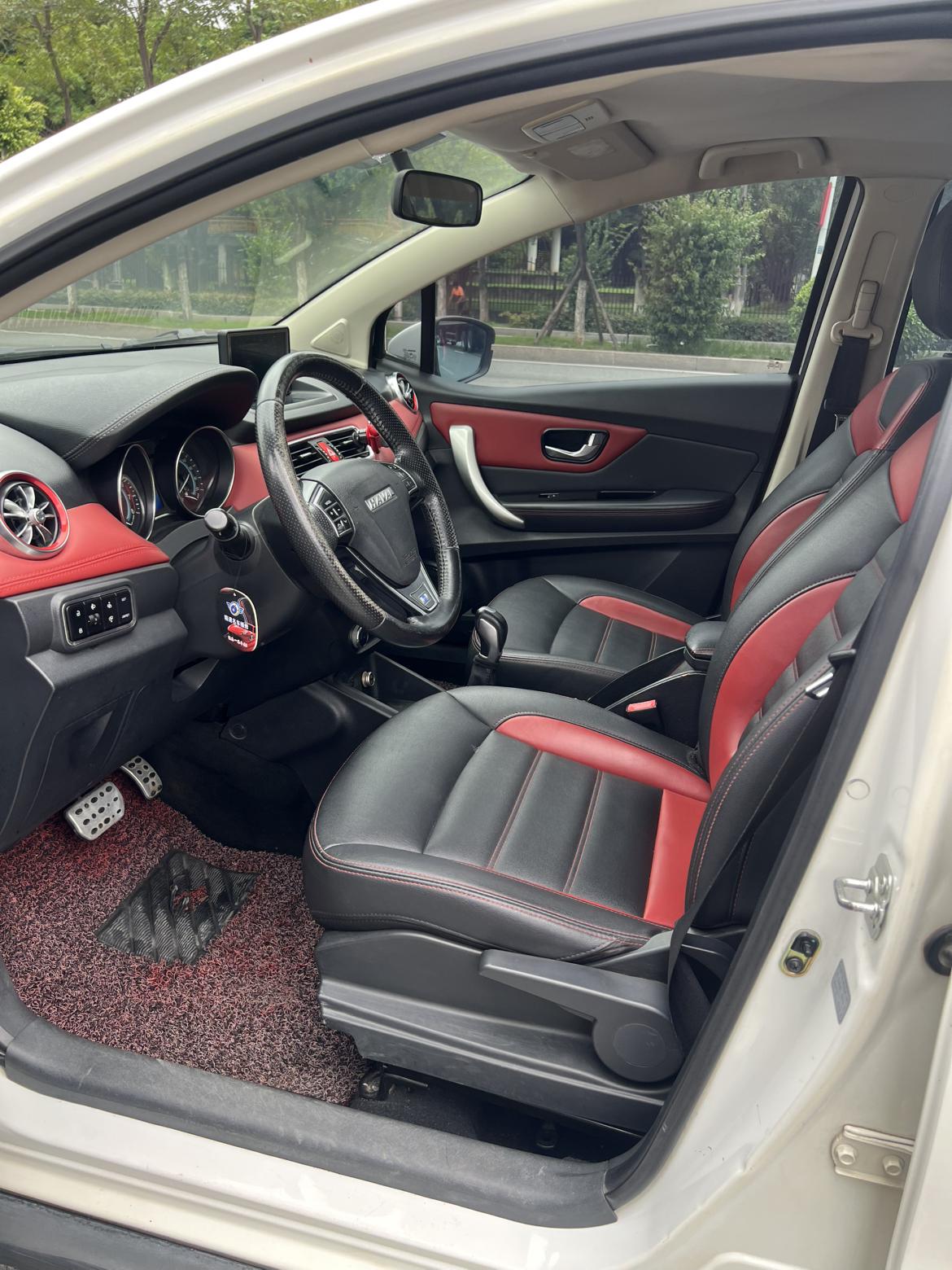 Haval H1 2016 thumb 7