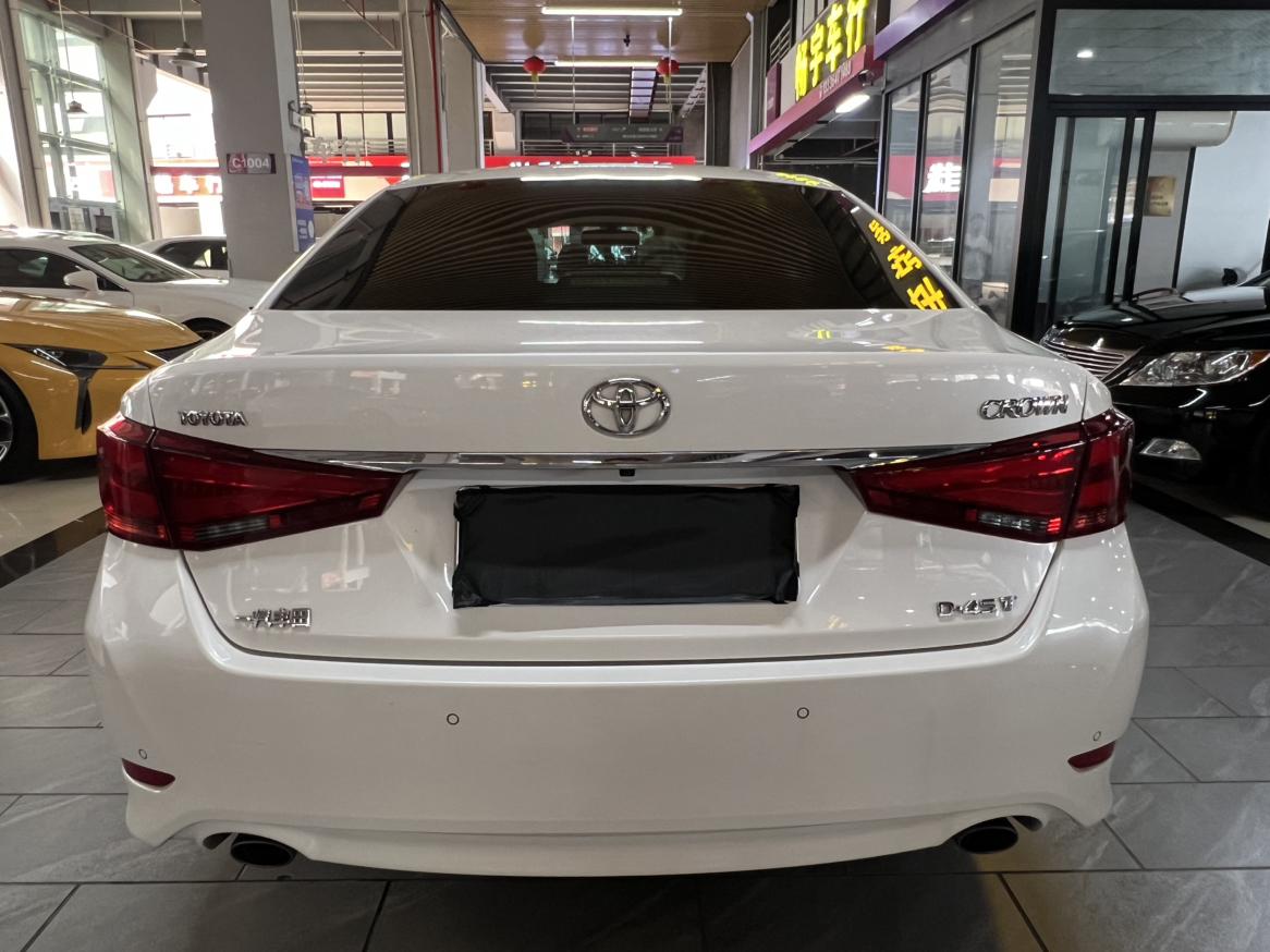 Toyota Crown 2018 thumb 12