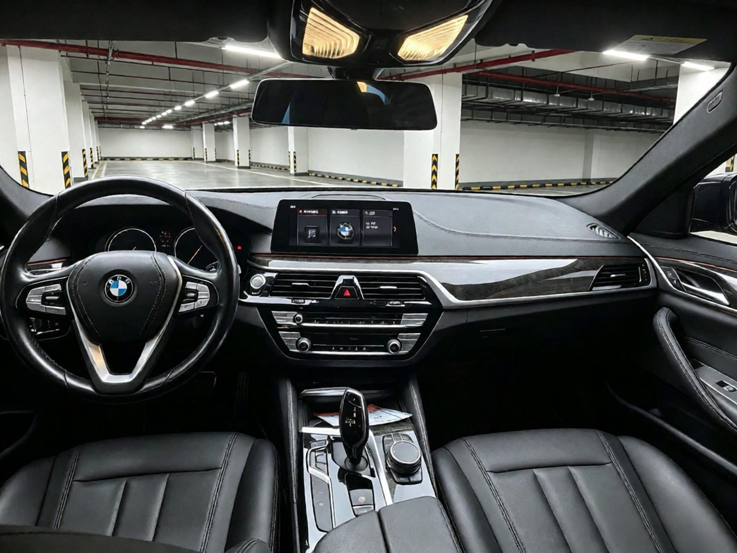BMW 5 серии 2018 thumb 5