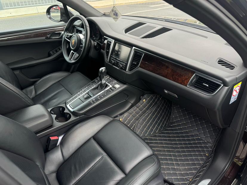 Porsche Macan 2014 thumb 8