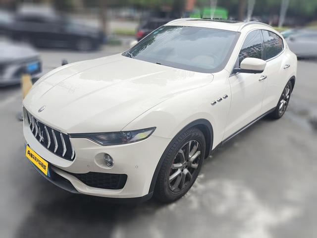 Maserati Levante 2019 thumb 11