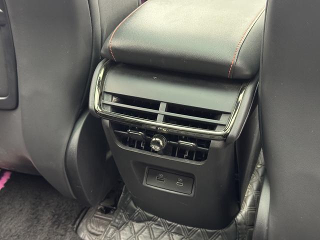 Ford Mondeo 2022 thumb 9