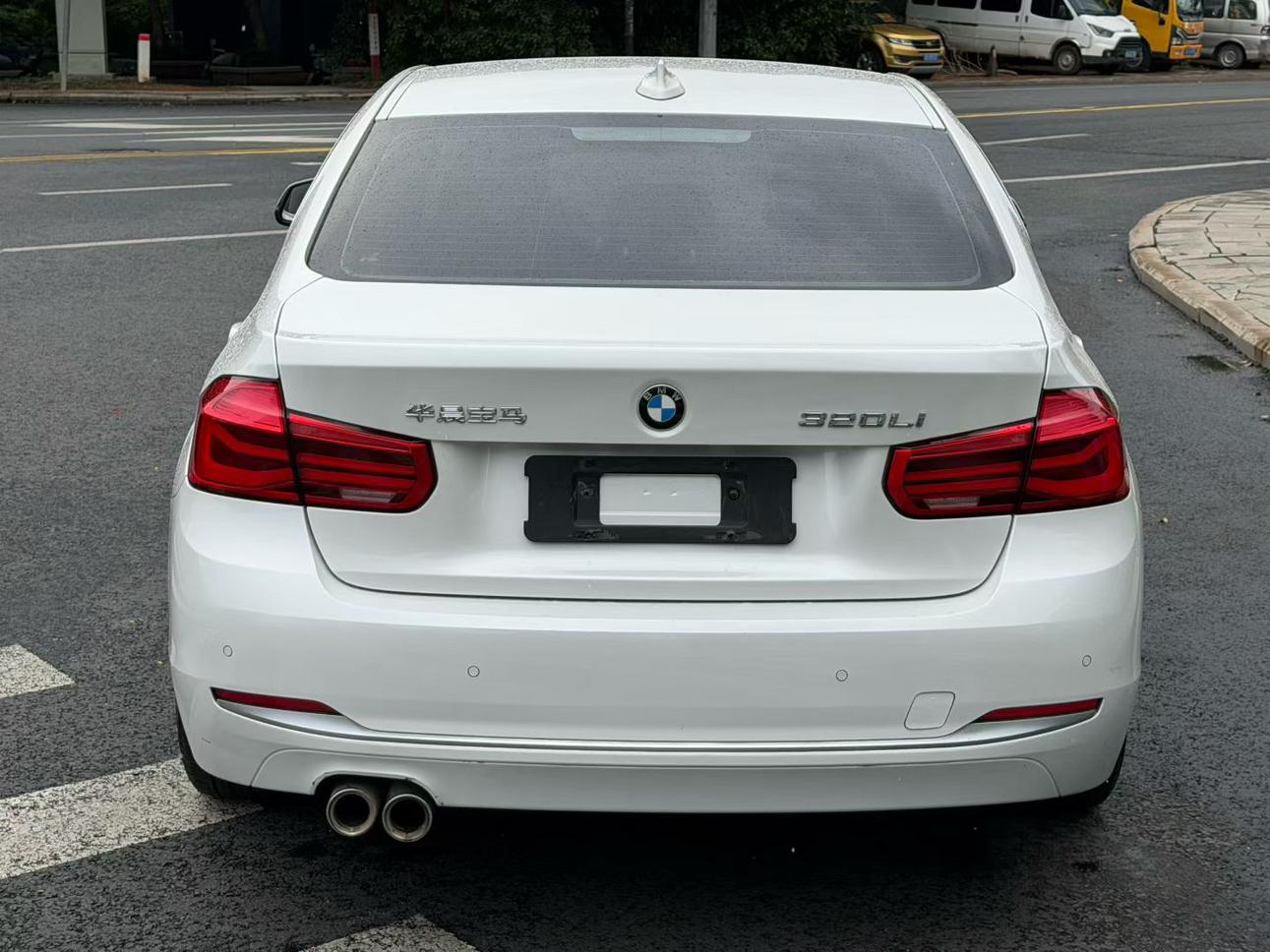 BMW 3 серии 2019 thumb 3