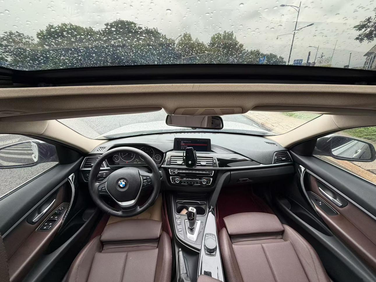 BMW 3 серии 2019 thumb 5