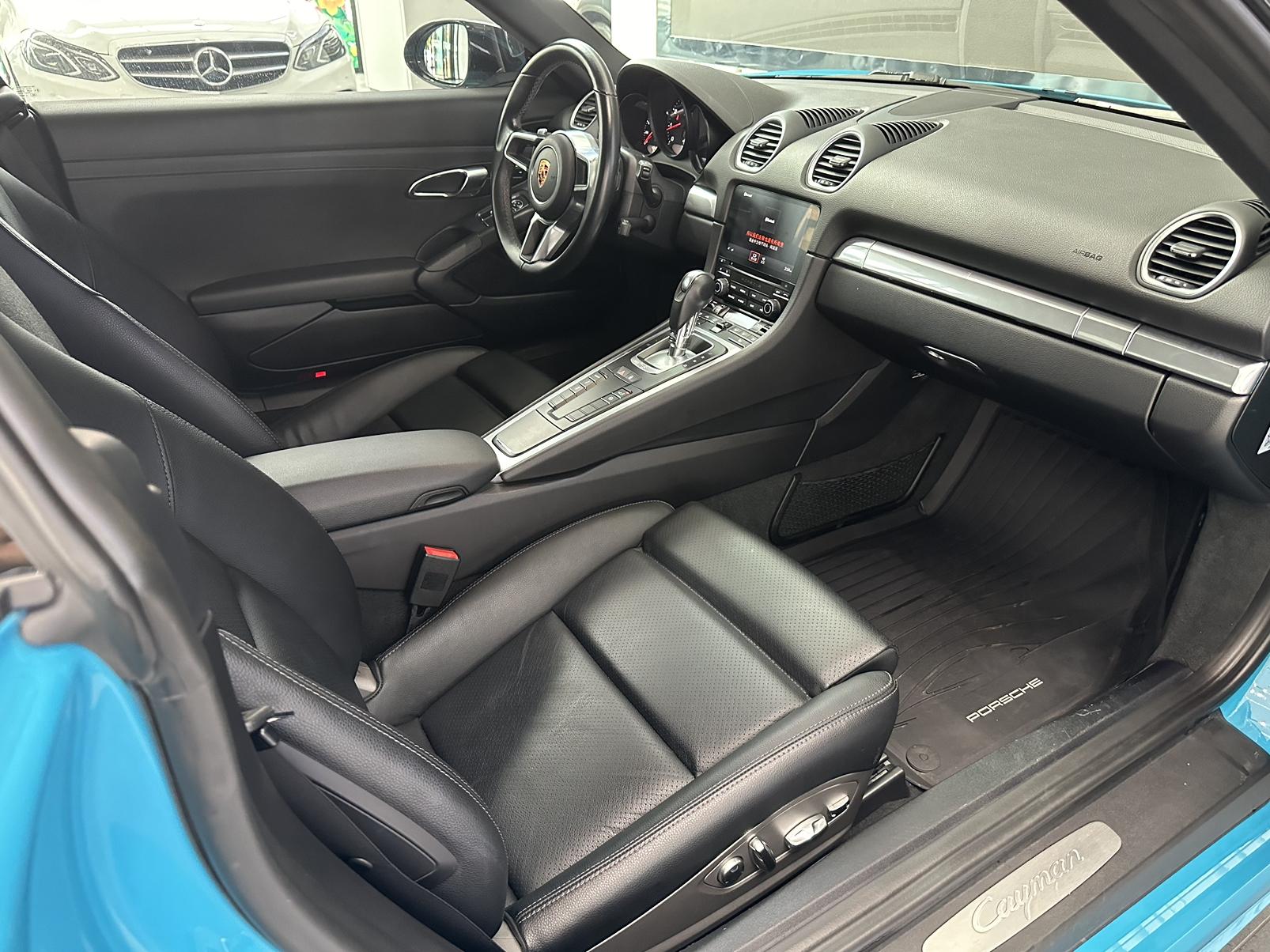 Porsche 718 2016 thumb 5