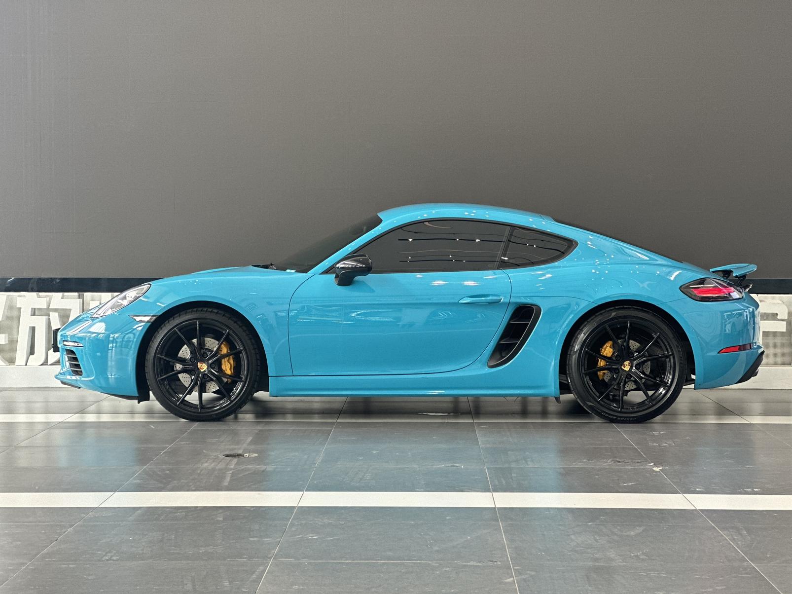 Porsche 718 2016 thumb 10
