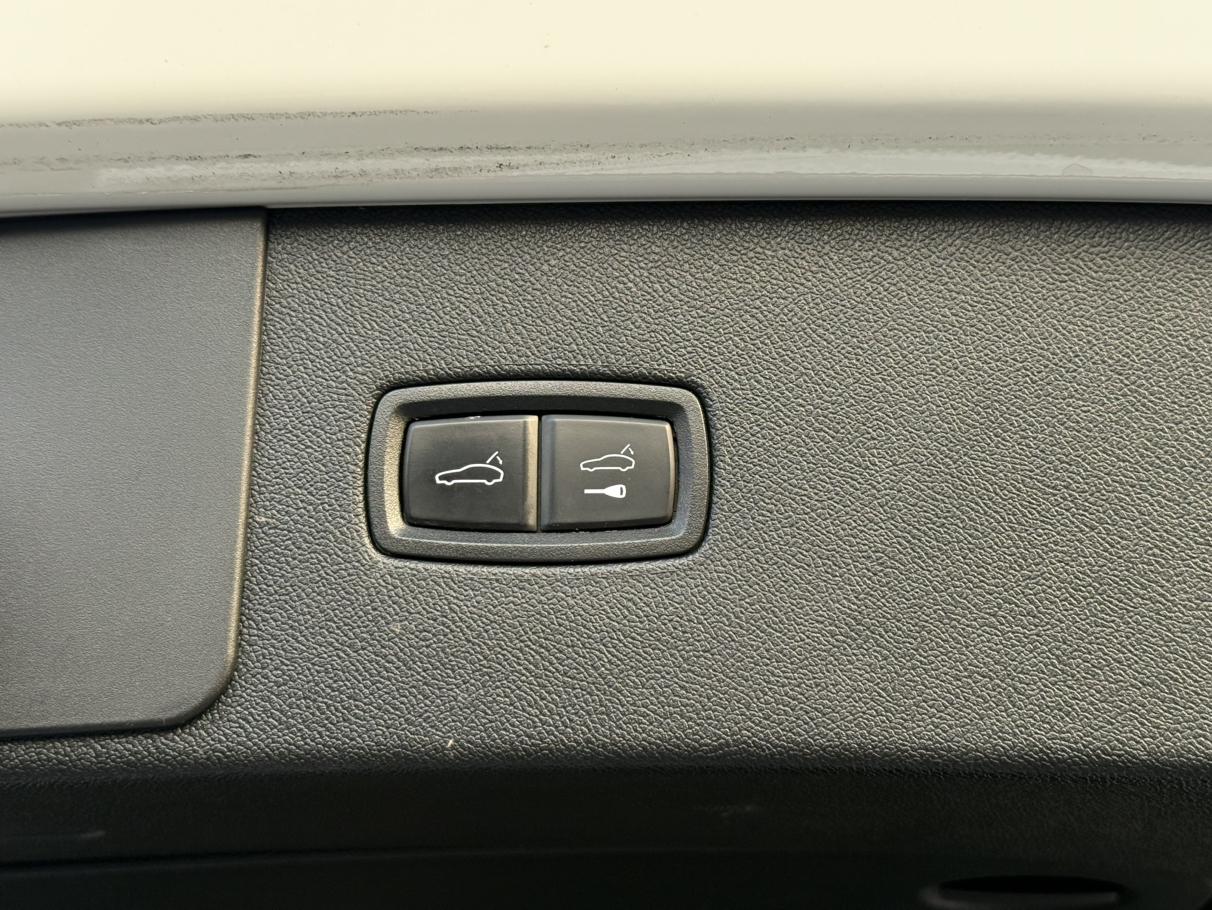 Porsche Cayenne 2018 thumb 10