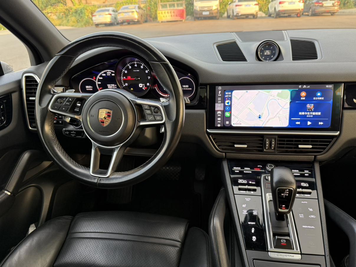 Porsche Cayenne 2018 thumb 12