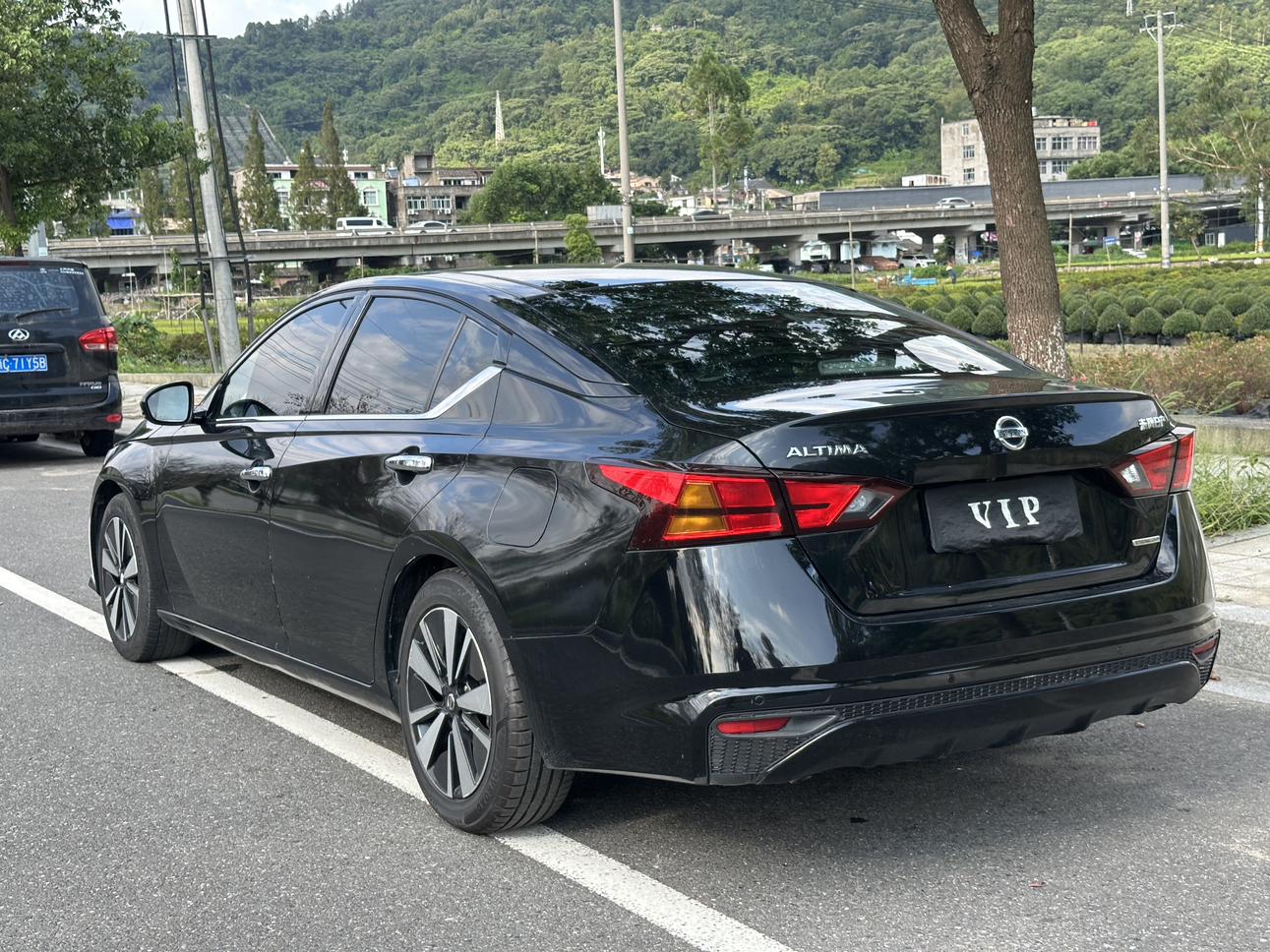 Nissan Altima 2021 thumb 2