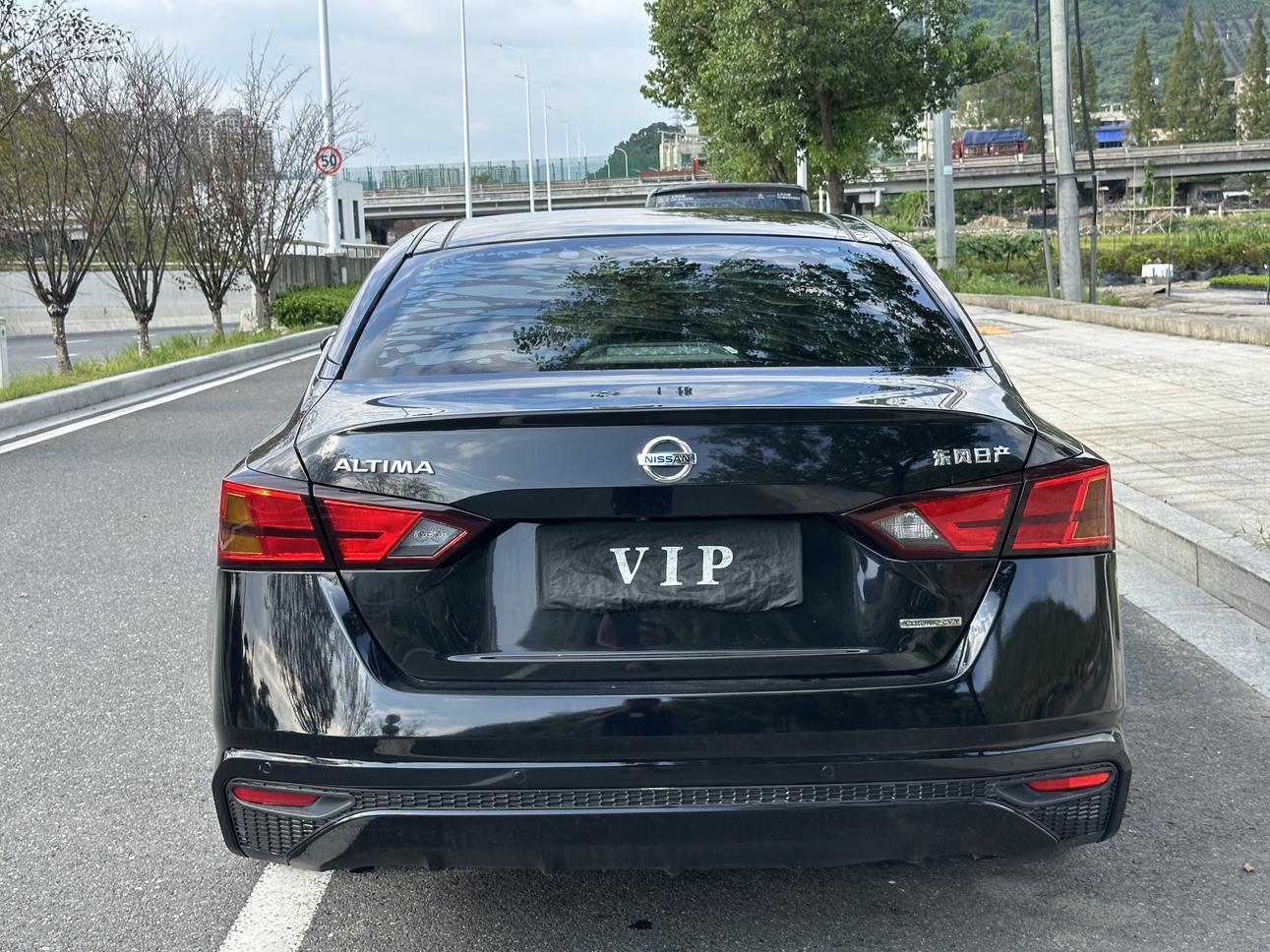 Nissan Altima 2021 thumb 3