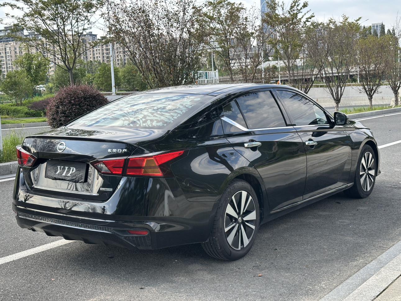 Nissan Altima 2021 thumb 4