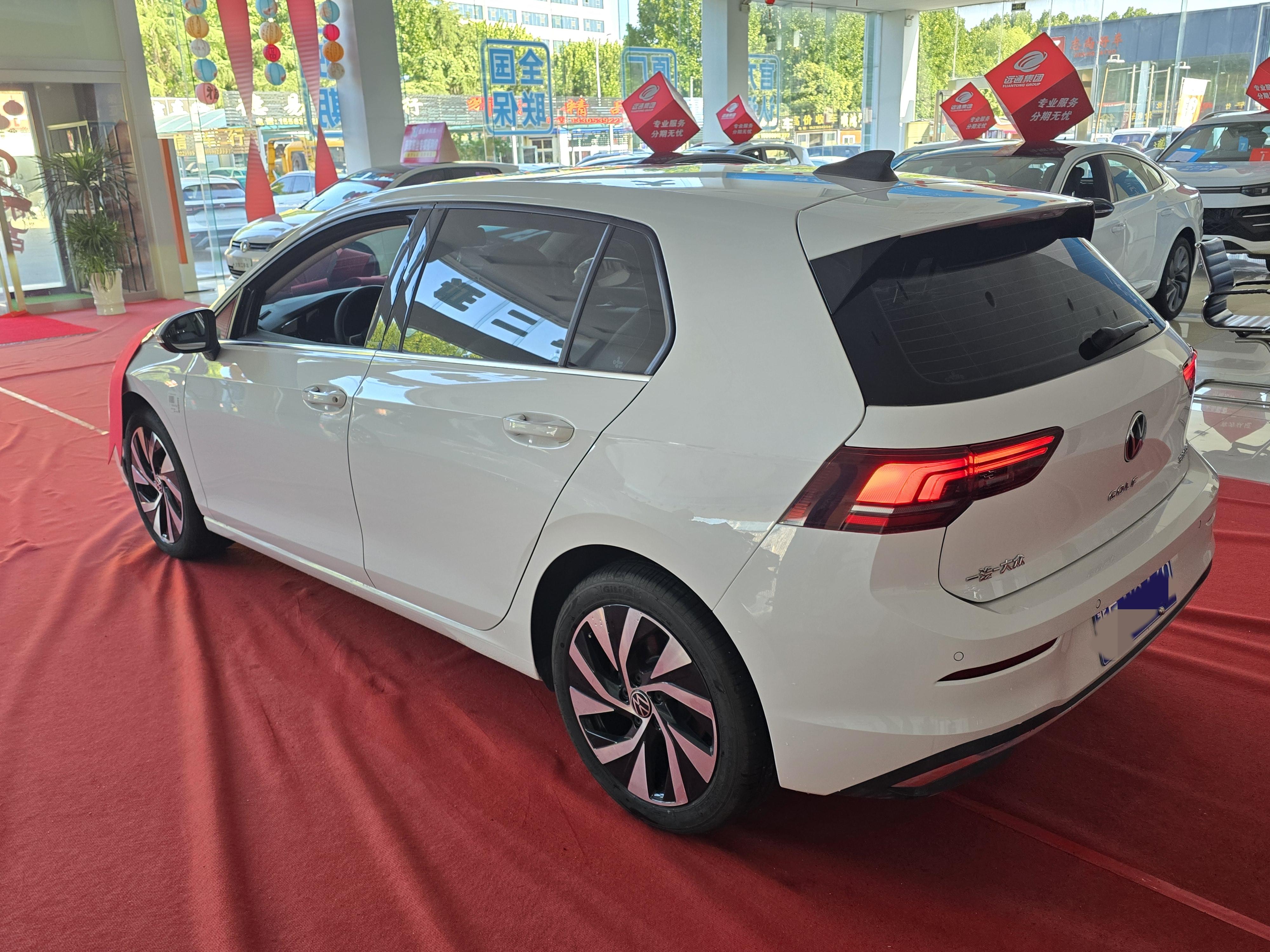 Volkswagen Golf Sportsvan 2025 thumb 2