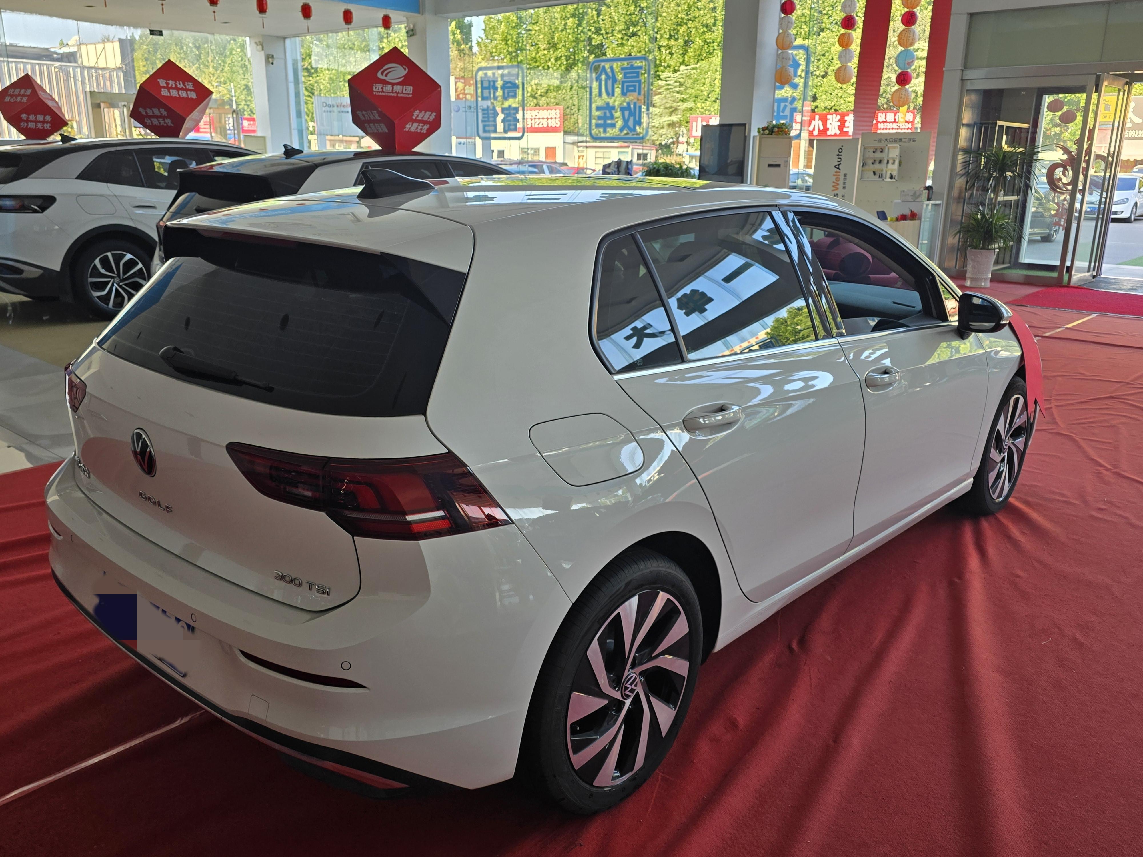 Volkswagen Golf Sportsvan 2025 thumb 4