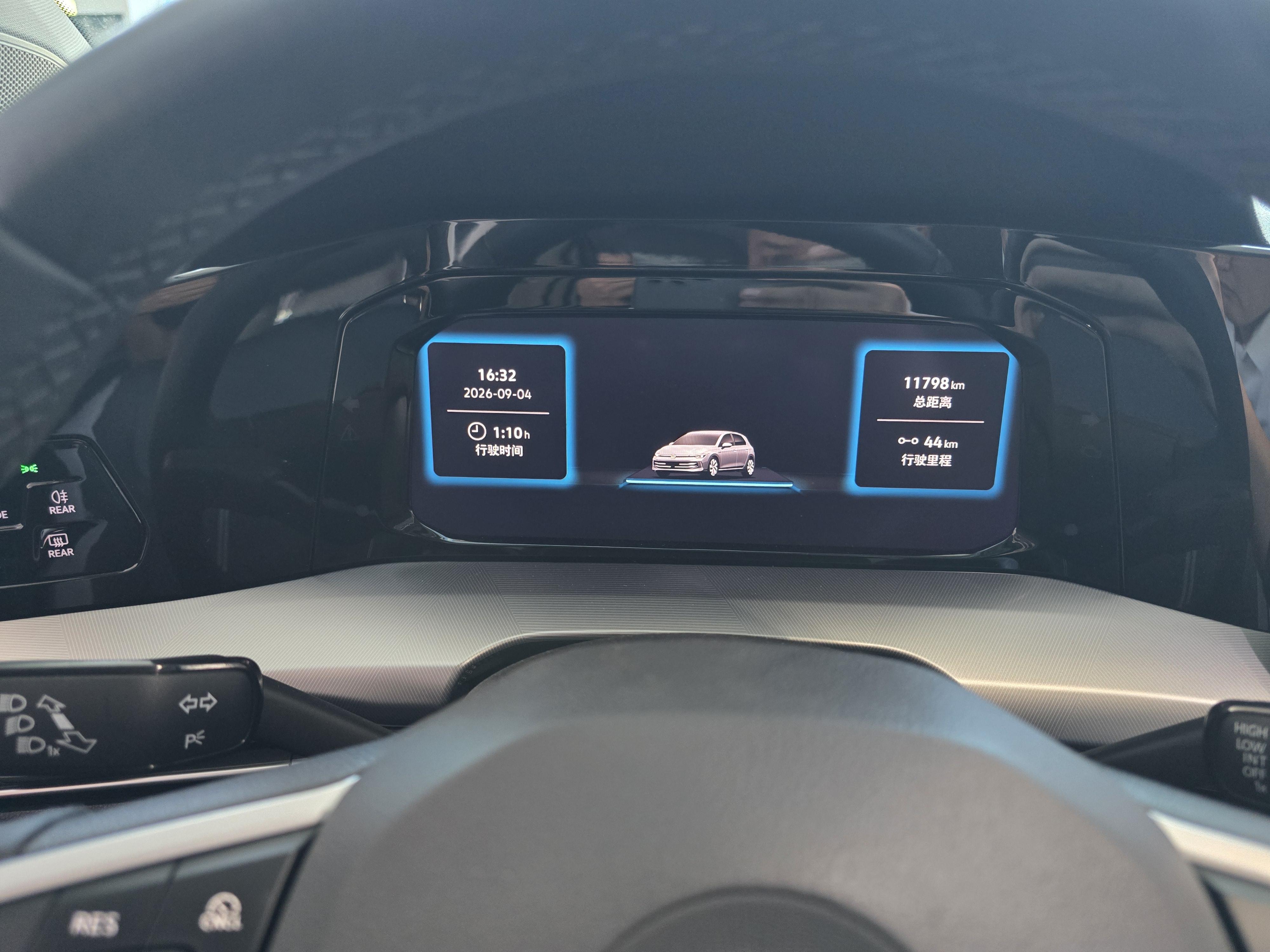 Volkswagen Golf Sportsvan 2025 thumb 9