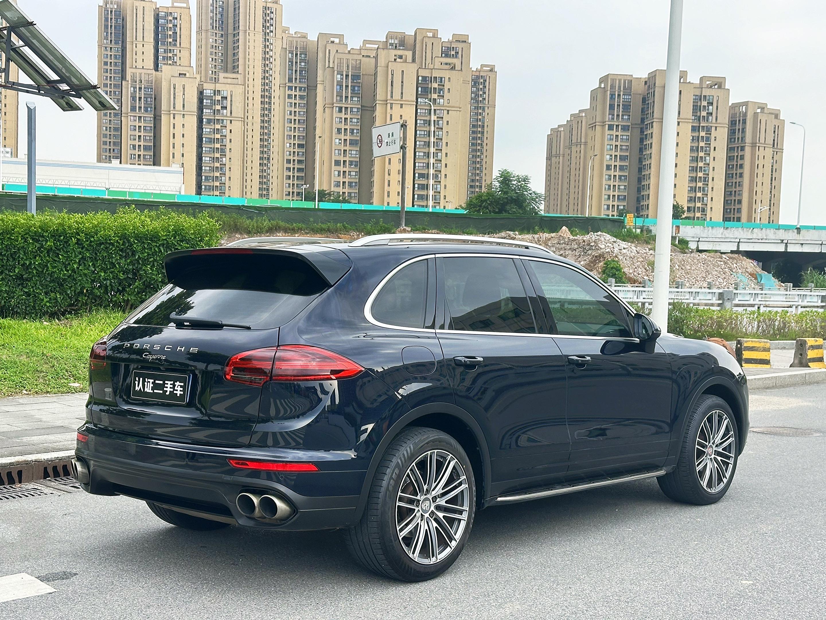 Porsche Cayenne 2016 thumb 5