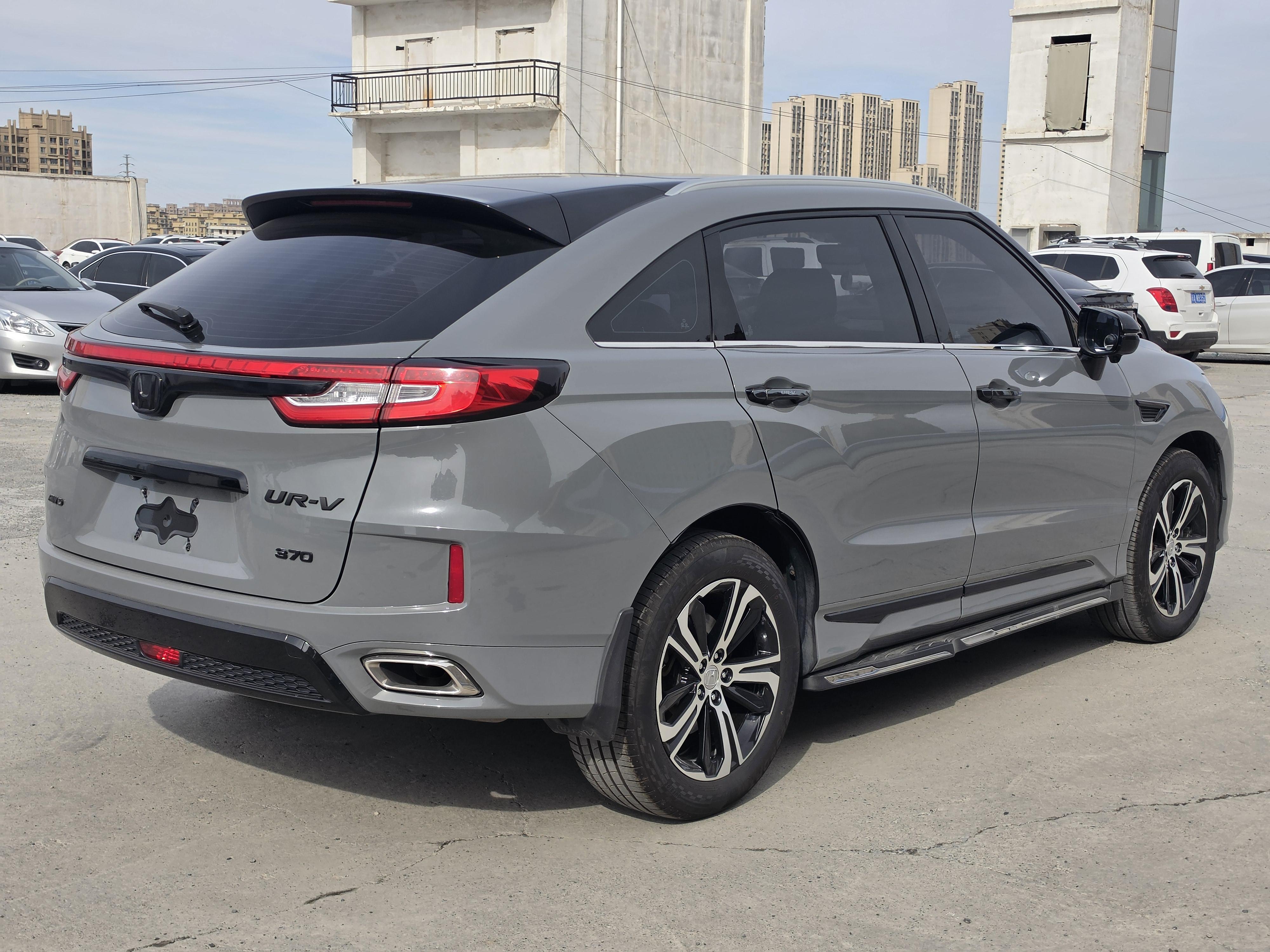Honda UR-V 2017 thumb 4
