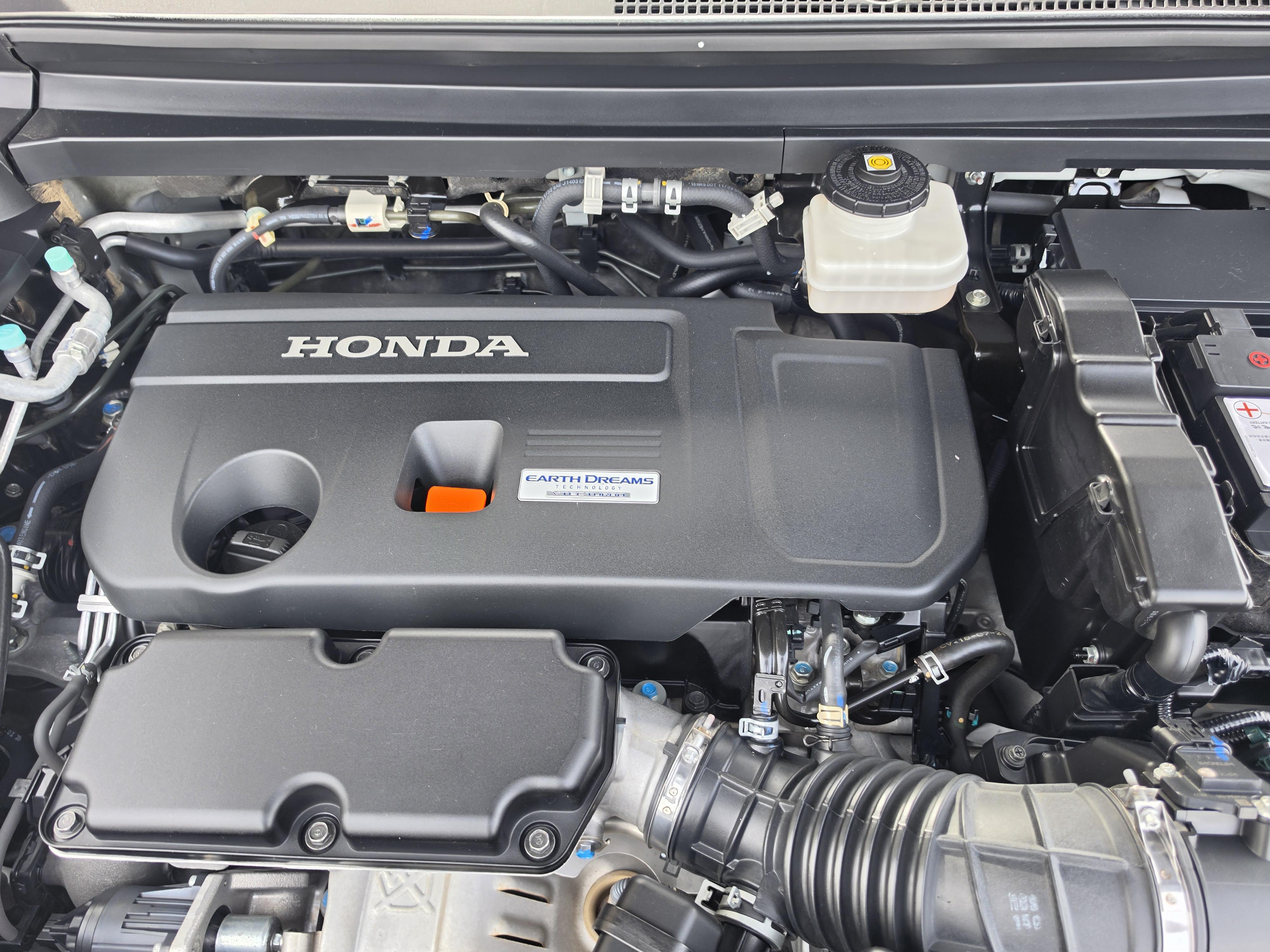 Honda UR-V 2017 thumb 6