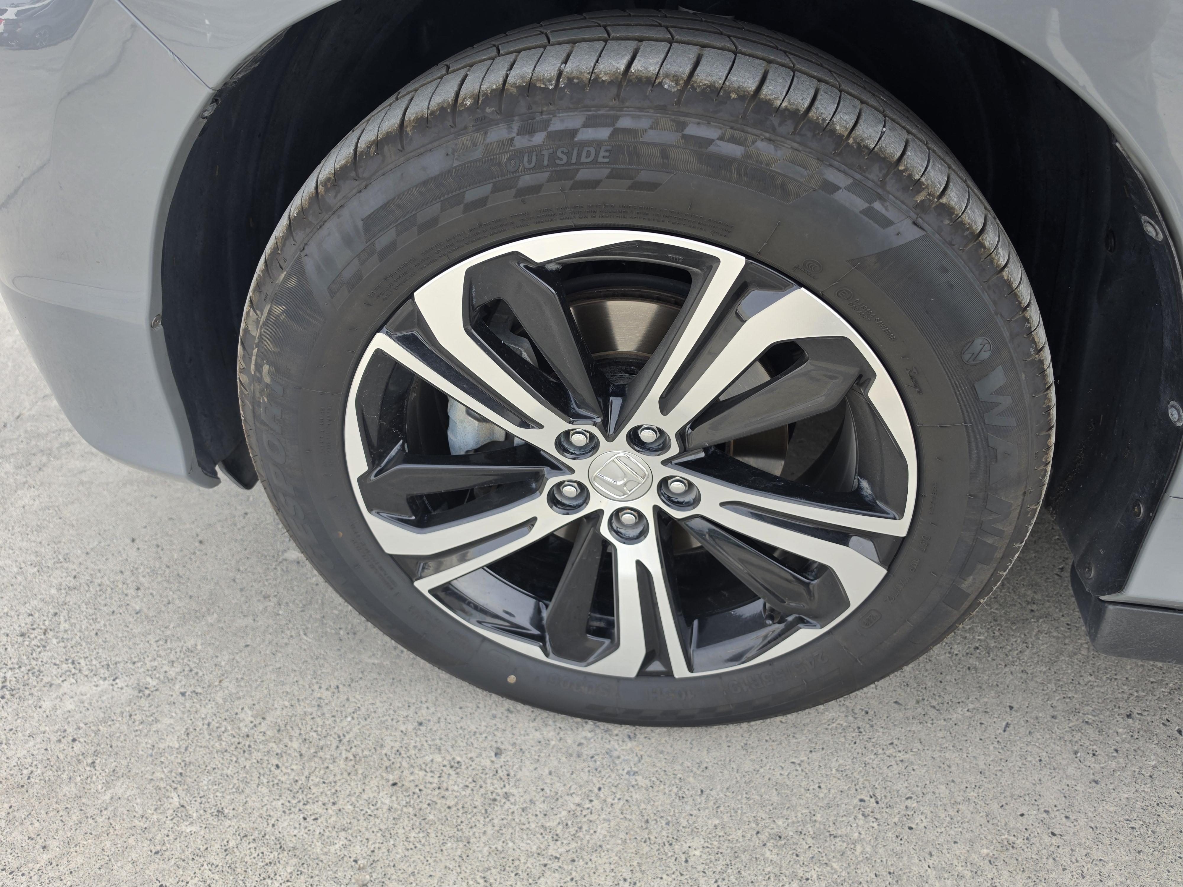 Honda UR-V 2017 thumb 8