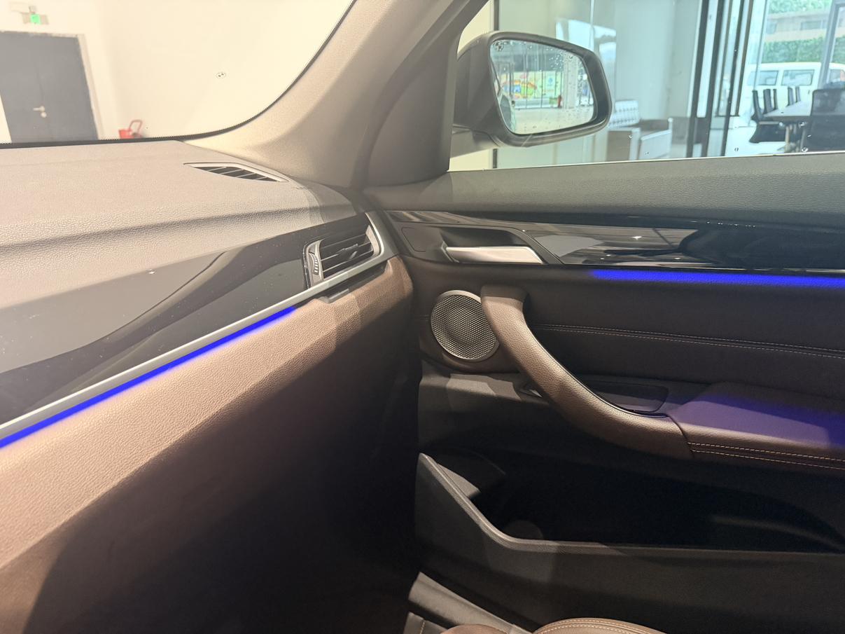 BMW X1 2021 thumb 9