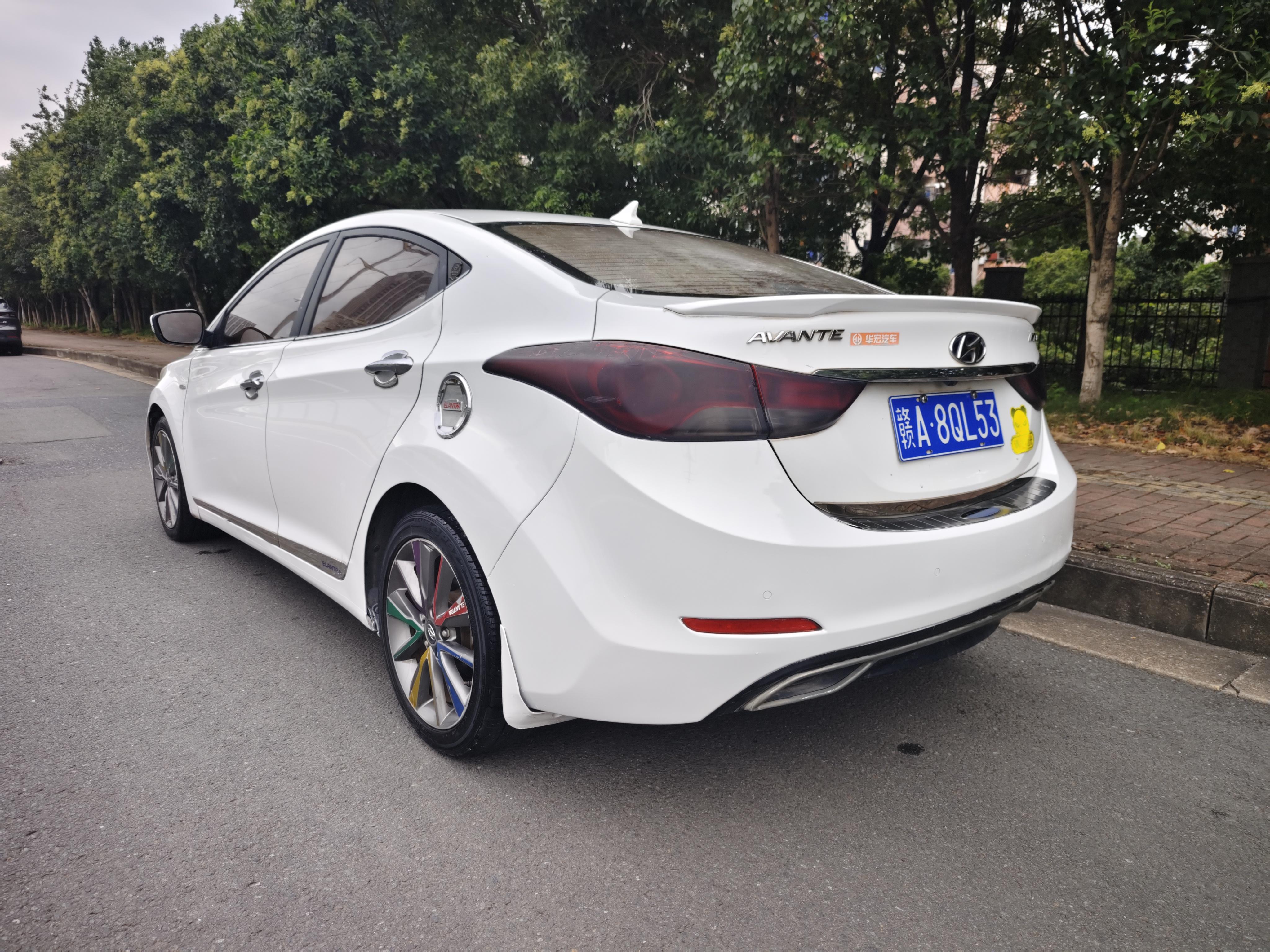 Hyundai Elantra 2015 thumb 3