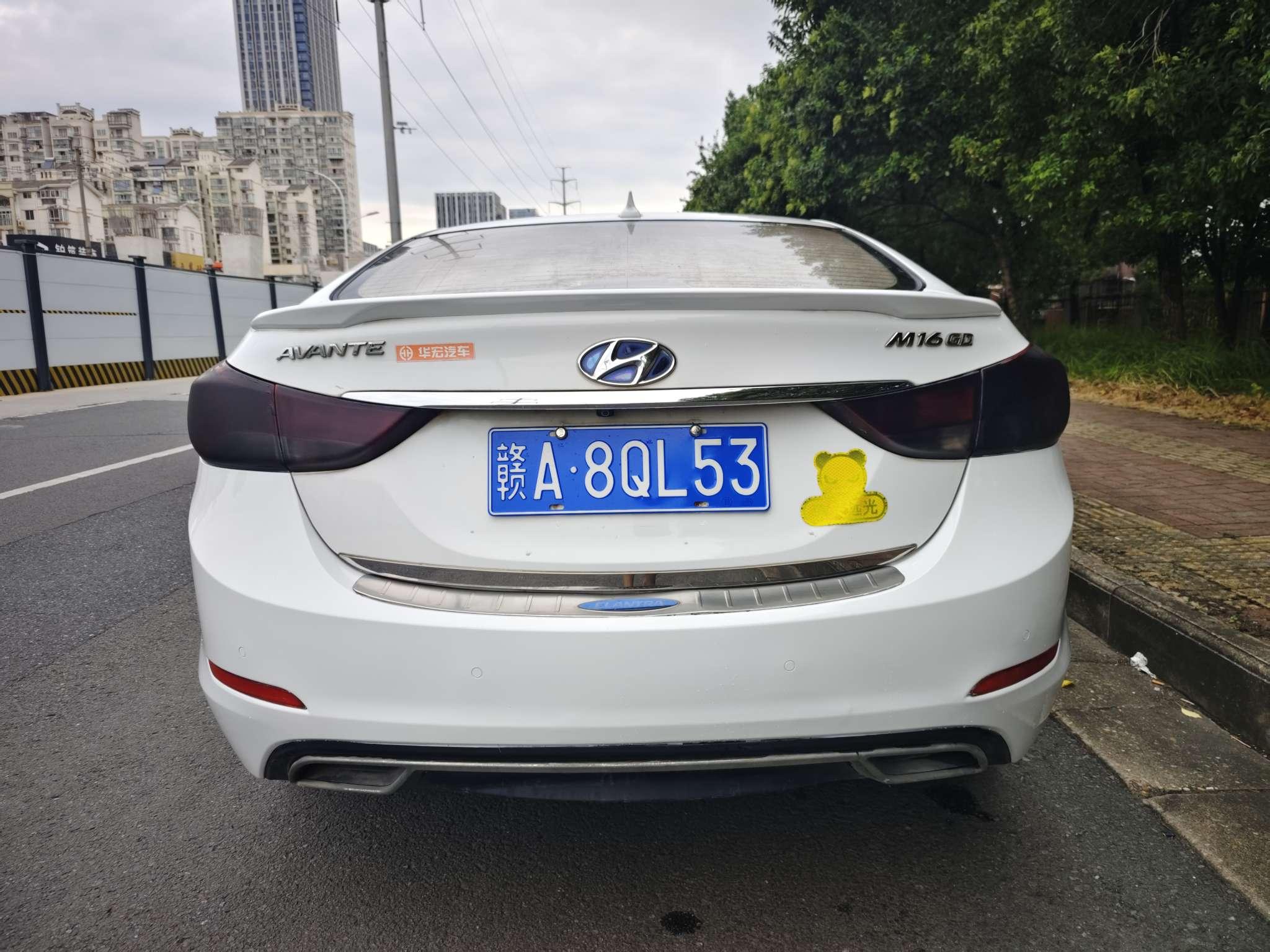 Hyundai Elantra 2015 thumb 4