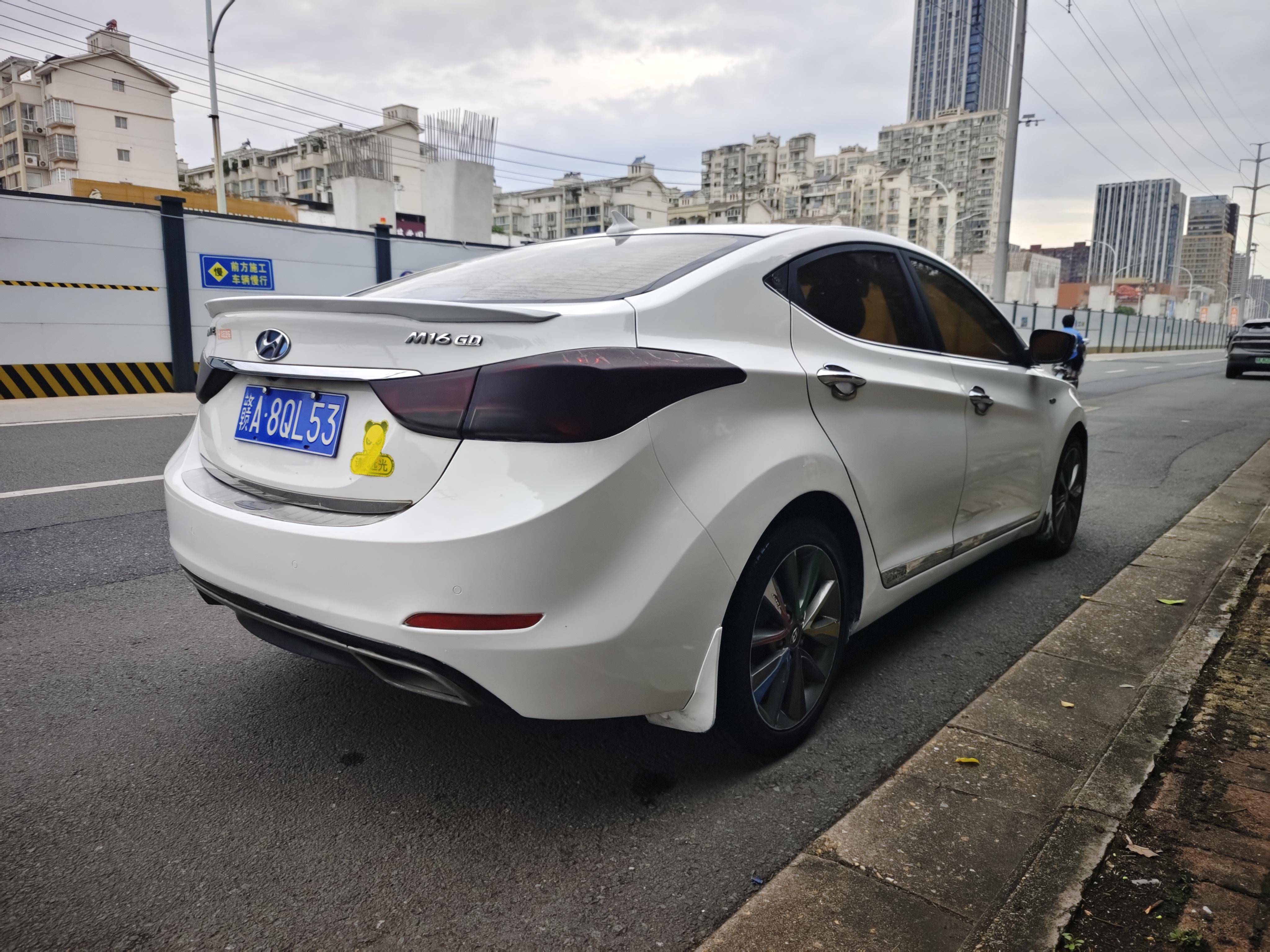 Hyundai Elantra 2015 thumb 5