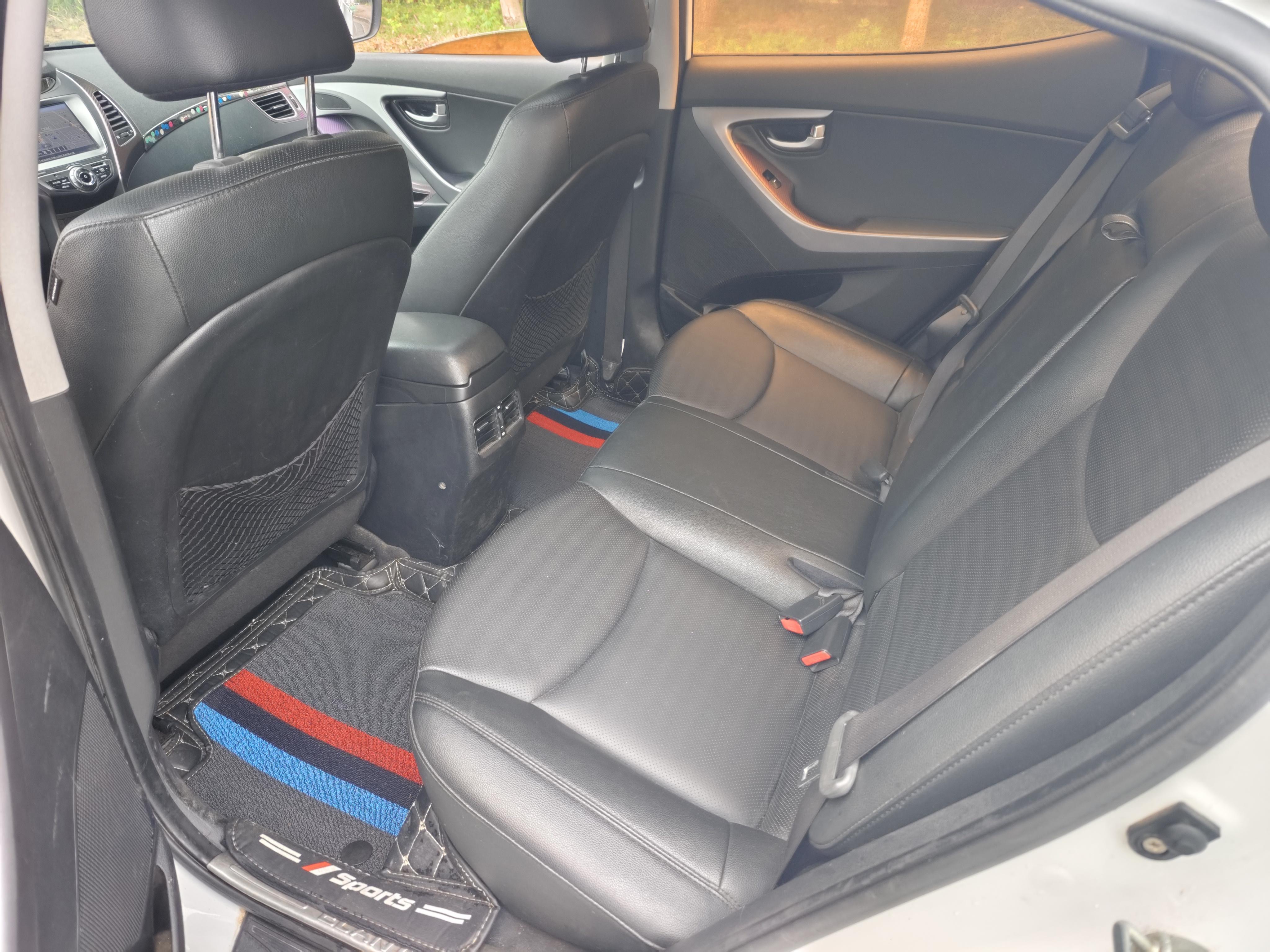 Hyundai Elantra 2015 thumb 11