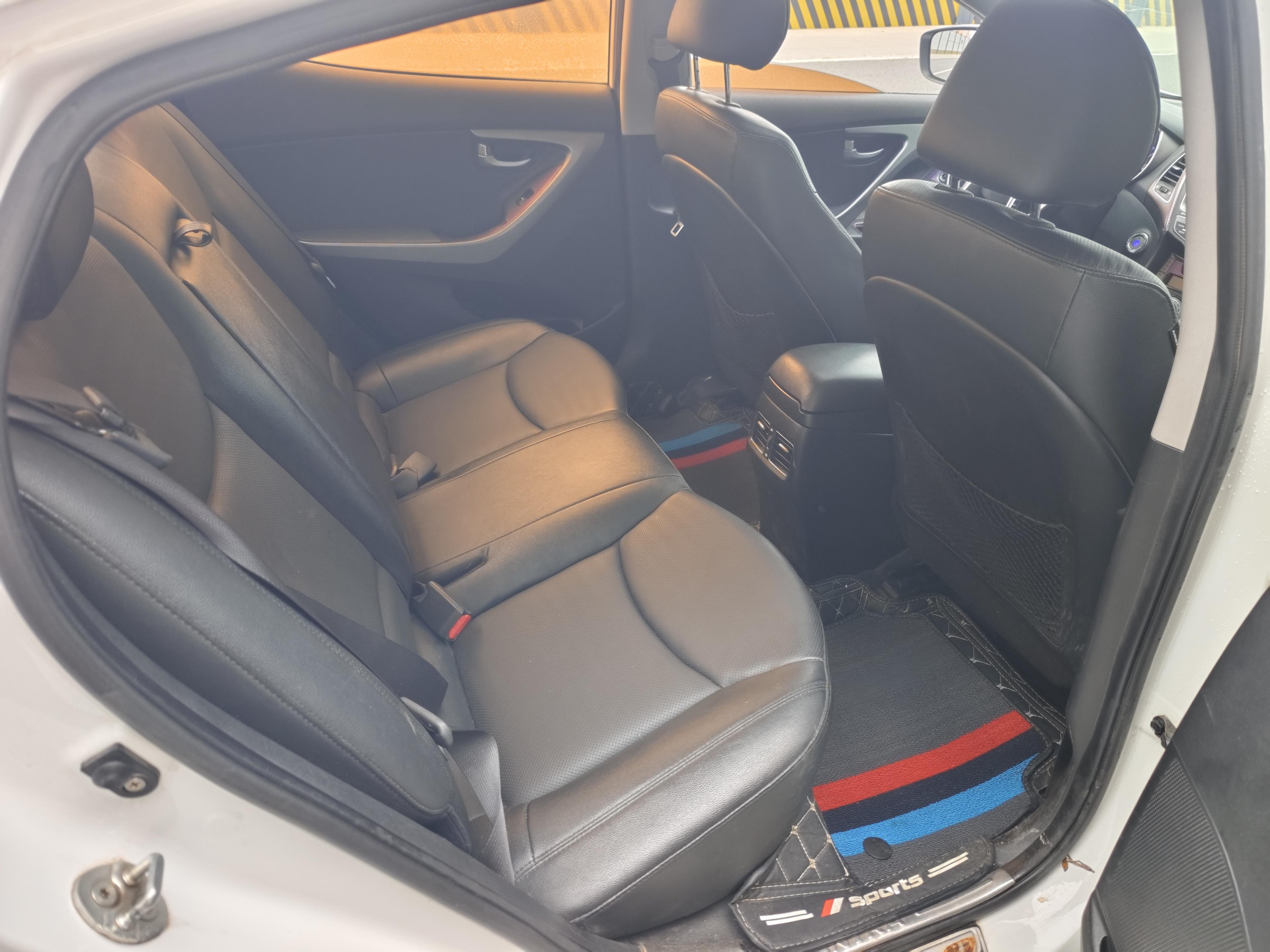 Hyundai Elantra 2015 thumb 12