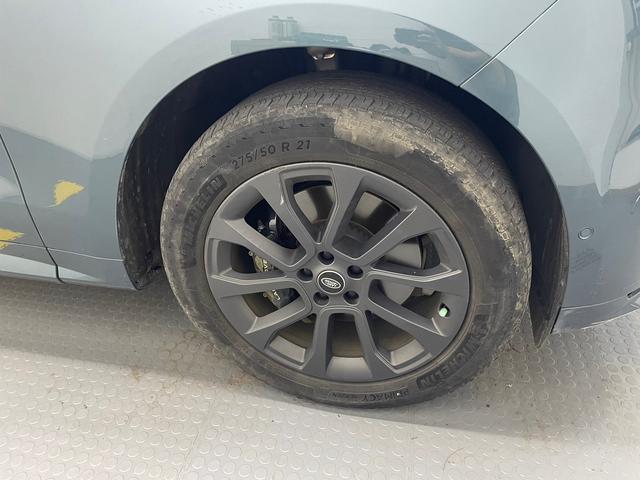 Land Rover Range Rover Sport 2023 thumb 3