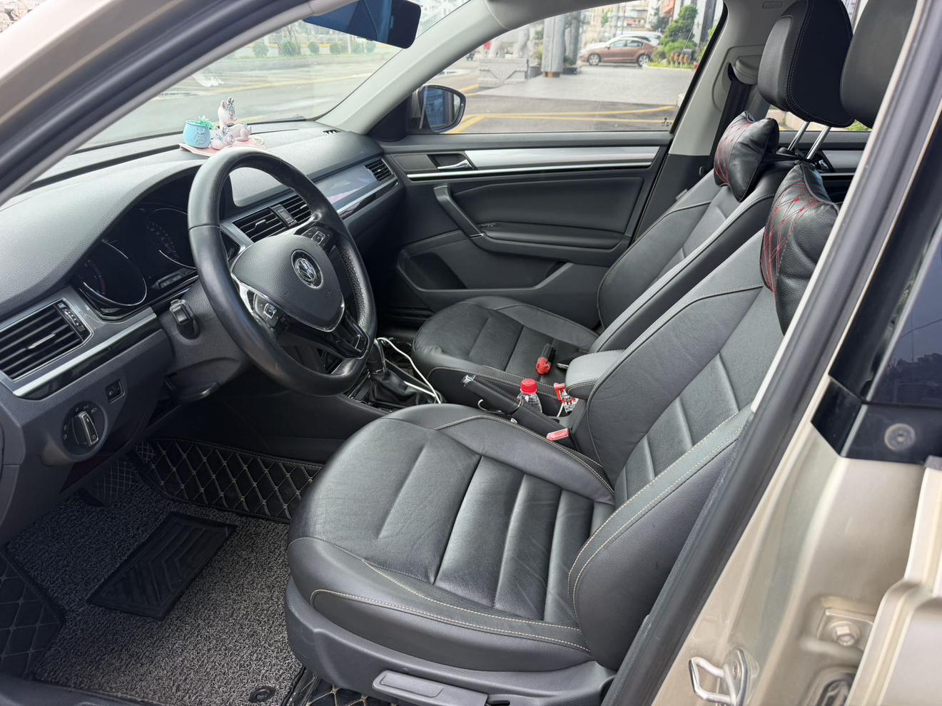 Volkswagen Bora 2018 thumb 6