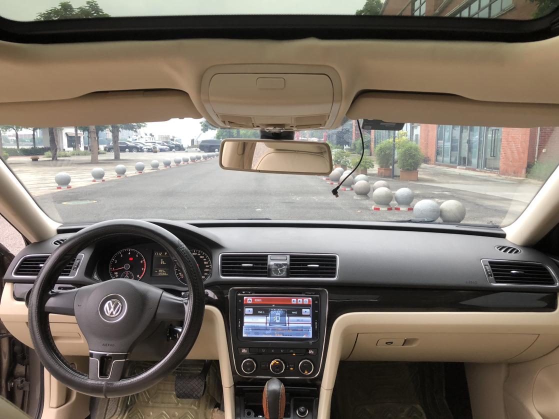 Volkswagen Passat (North America and China) 2011 thumb 10