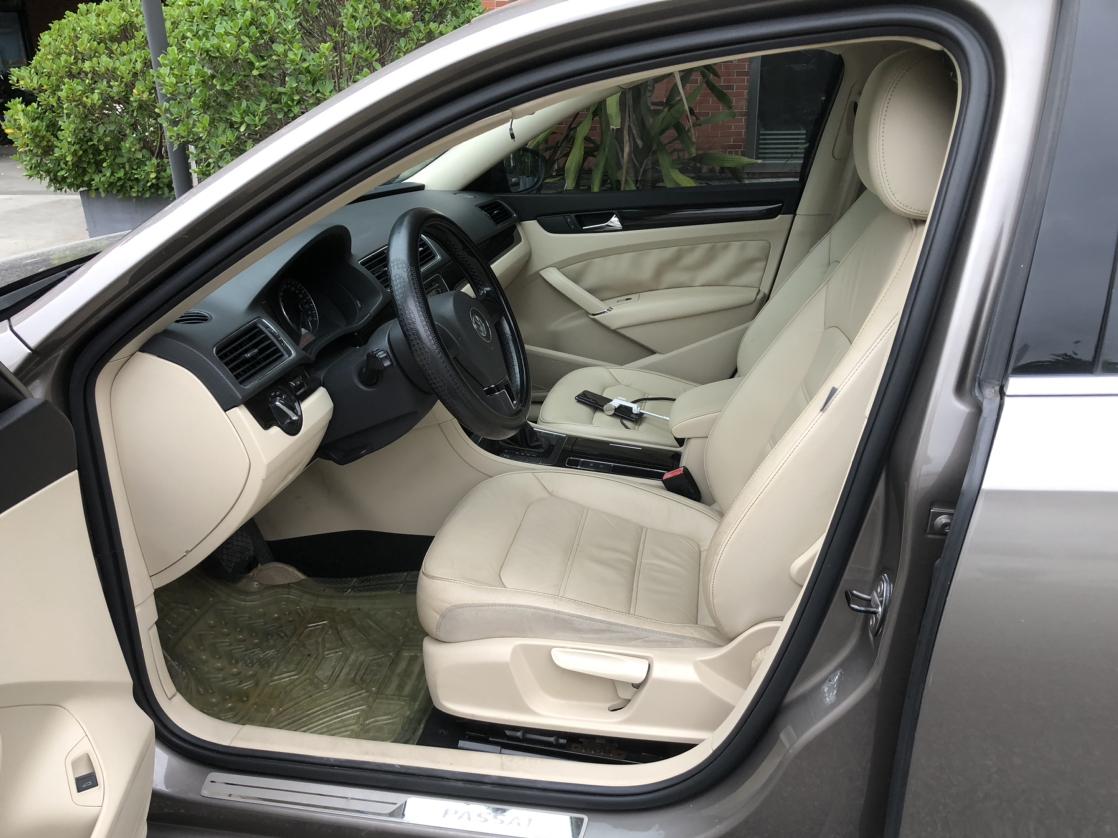 Volkswagen Passat (North America and China) 2011 thumb 12