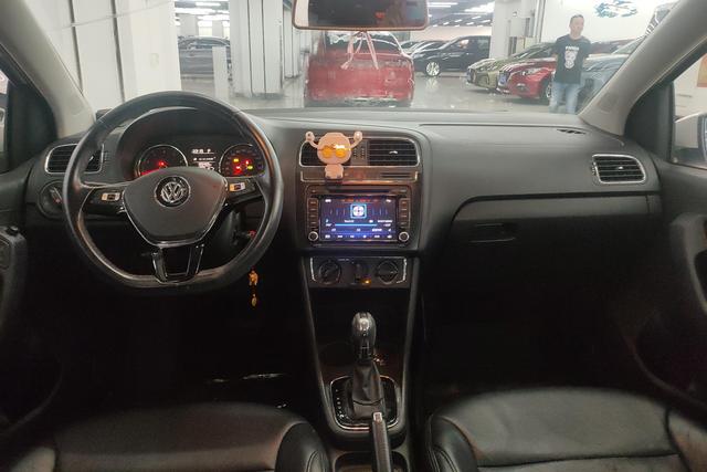 Volkswagen Polo 2016 thumb 9